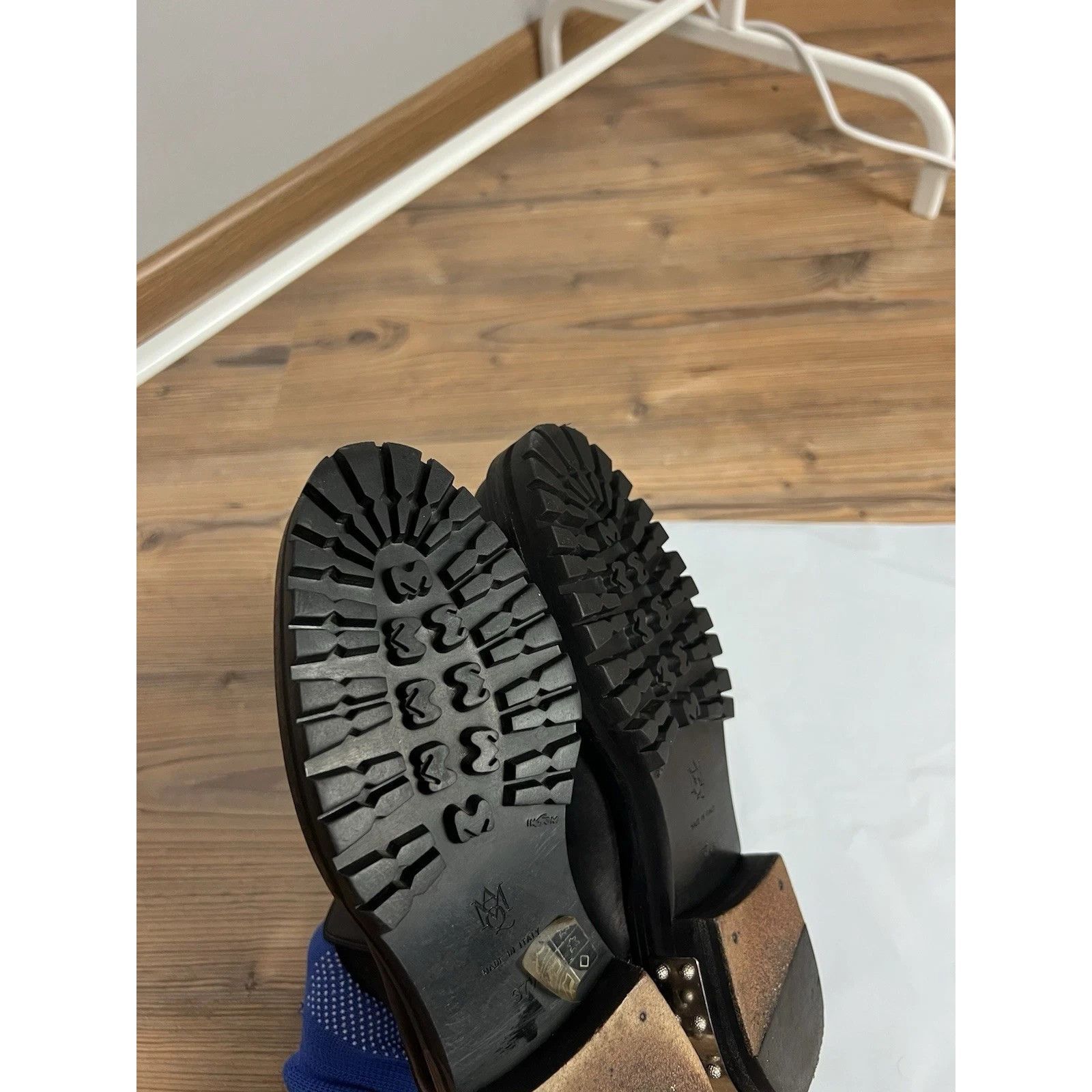 Alexander McQueen Alexander Mcqueen Hobnail Black Studded Leather Combat Ankle Size US 7 / IT 37 - 13 Thumbnail