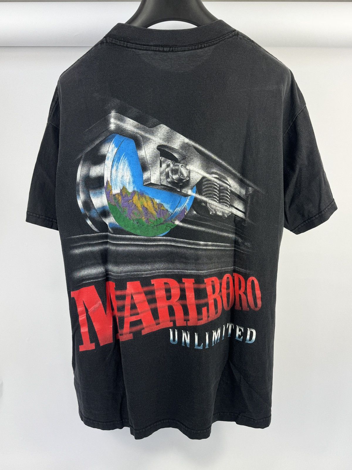 Vintage MALBORO UNLIMITED VINTAGE T-SHIRT Size US XL / EU 56 / 4 - 2 Thumbnail