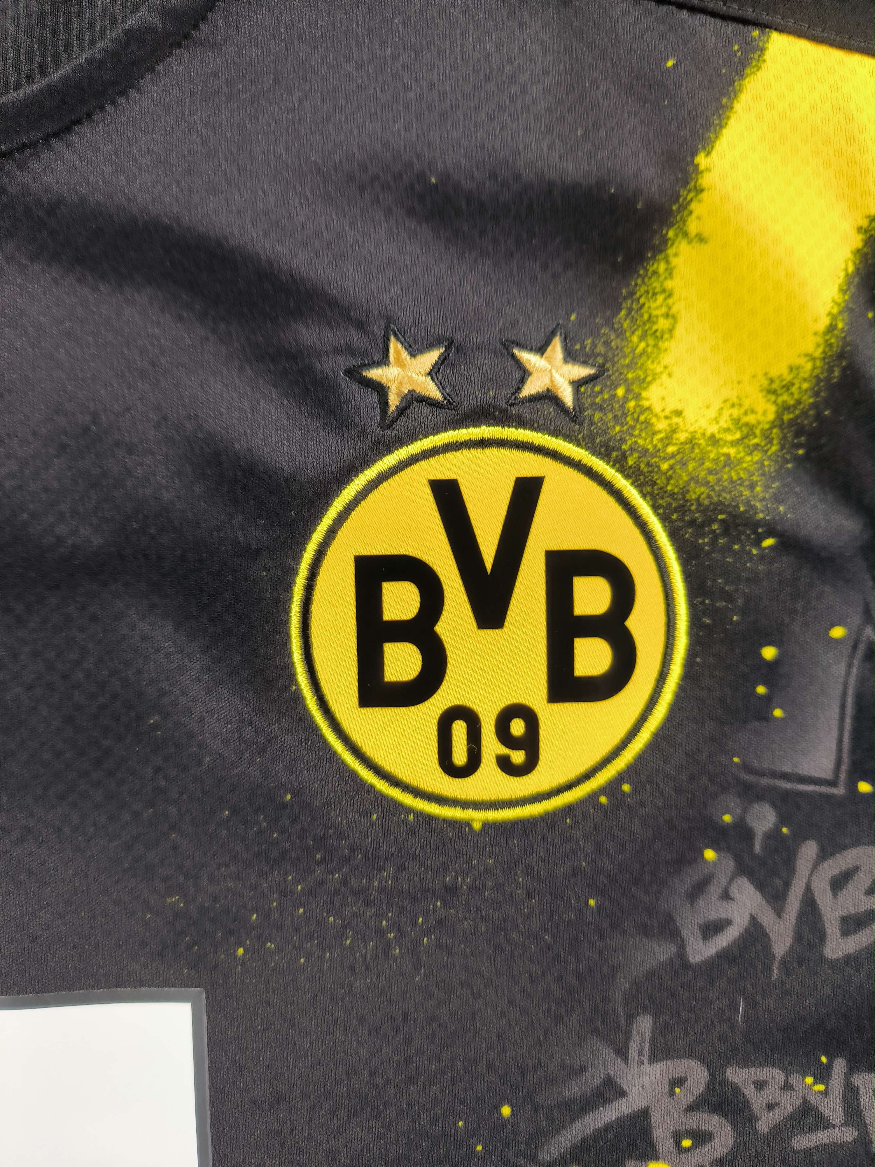 Puma Borussia Dortmund 2020-21 away Moukoko football jersey sz XL Size US XL / EU 56 / 4 - 3 Thumbnail