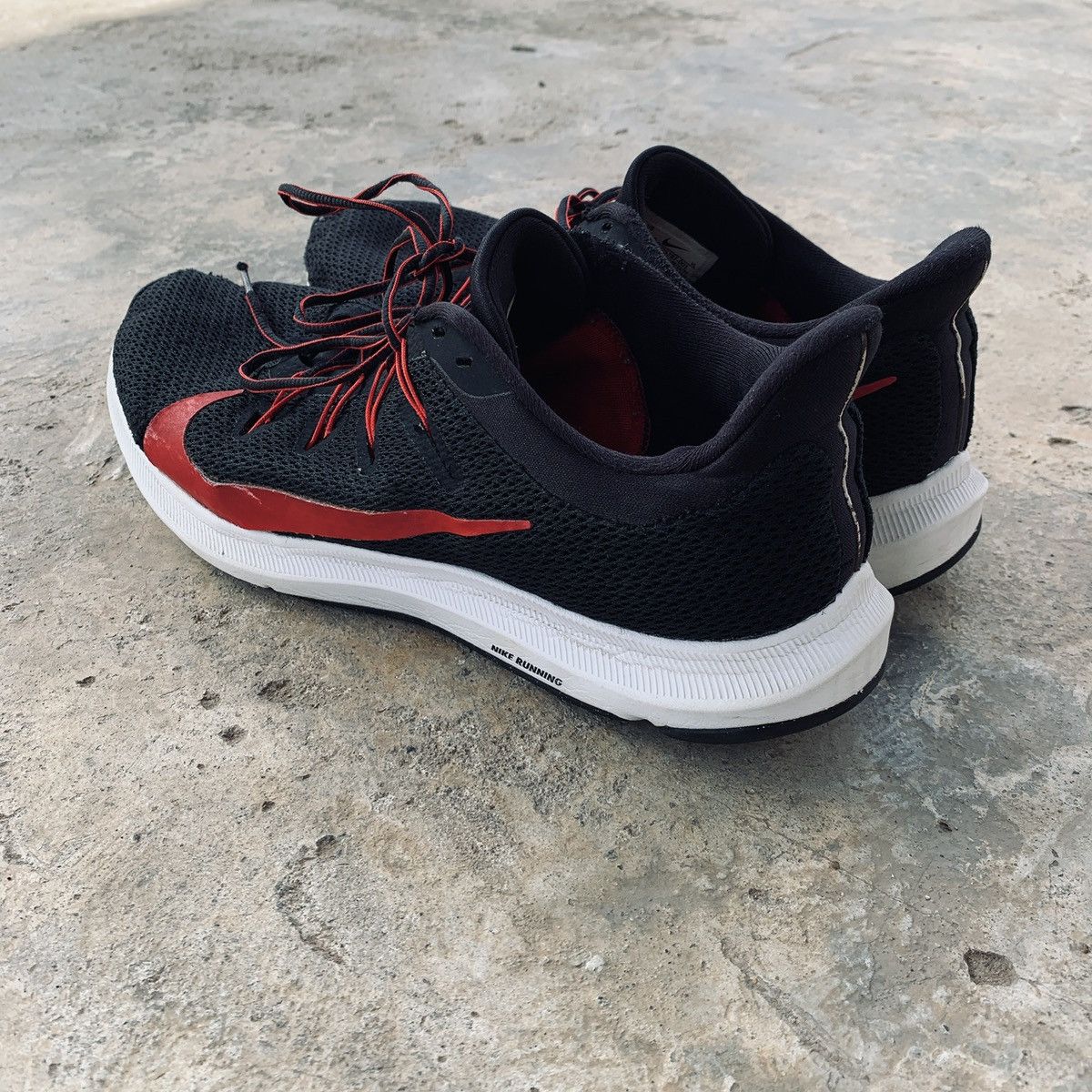 Nike Nike Quest 2.0 Black Red Running Size US 11 / EU 44 - 3 Thumbnail
