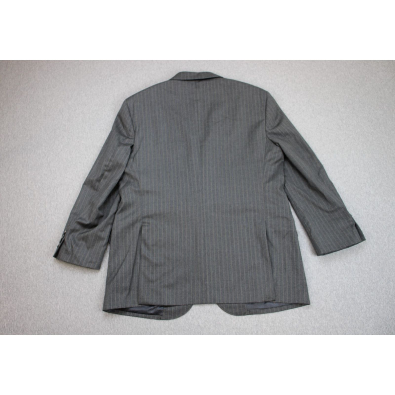 Jos. A. Bank Jos A Bank Blazer Mens 44R Gray 2 Button Peak Lapel Size 44R - 2 Thumbnail