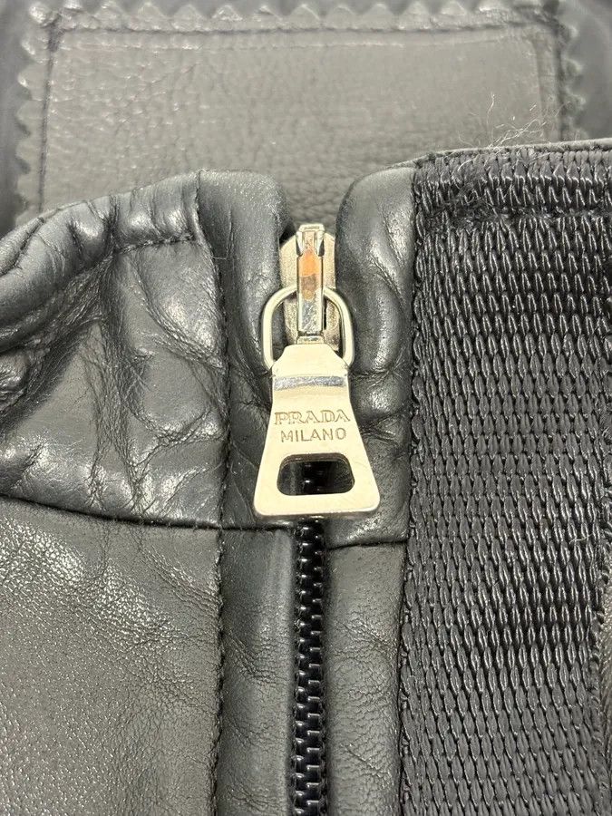 Prada AW1999 Prada Black Minimalist Biker Leather Jacket Size M / US 6-8 / IT 42-44 - 9 Thumbnail