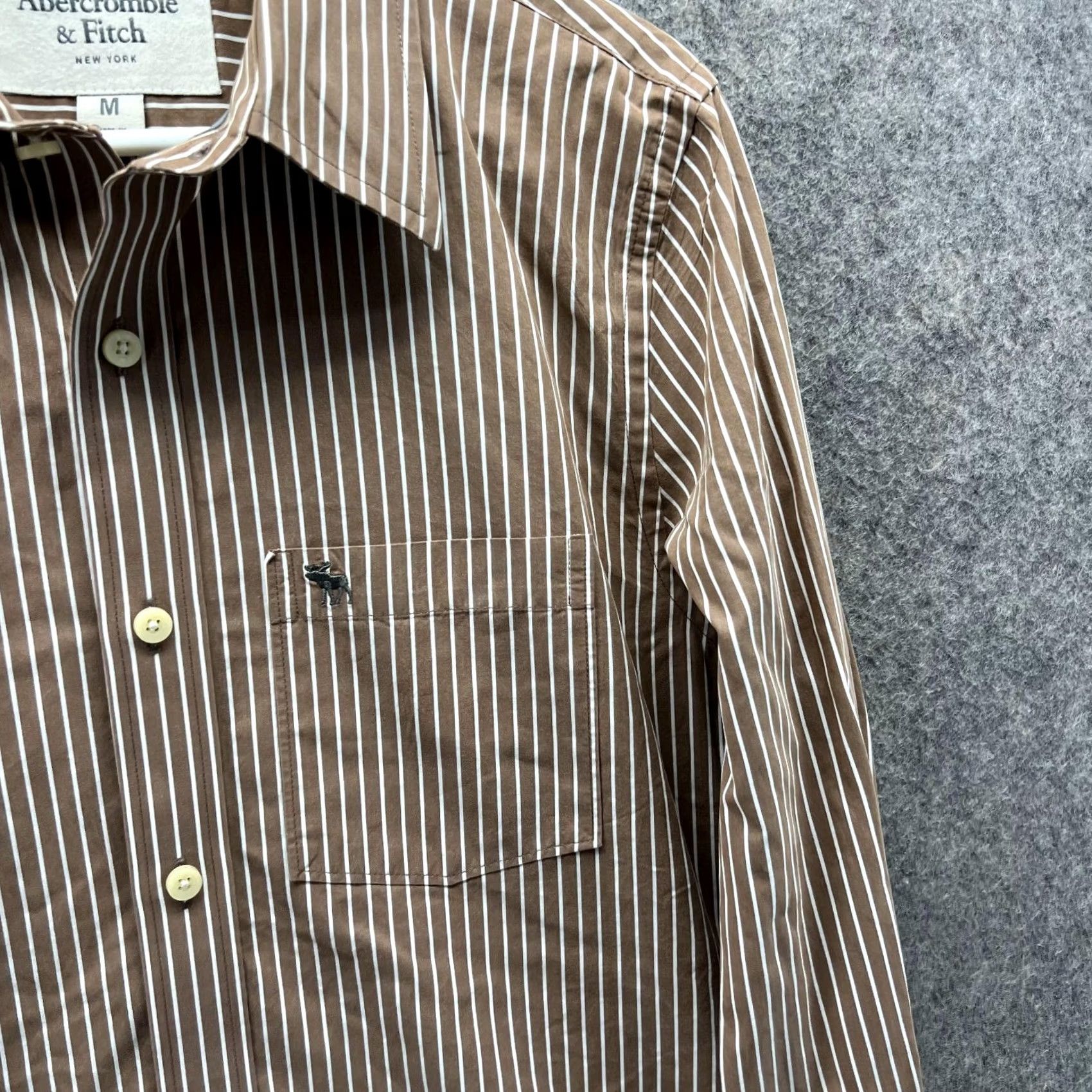 Abercrombie & Fitch VINTAGE Abercrombie & Fitch Shirt Mens Medium Brown Striped Button-Down Collared Long Sleeve Cotton Casual Formal Workwear Charcoal? Size US M / EU 48-50 / 2 - 4 Thumbnail