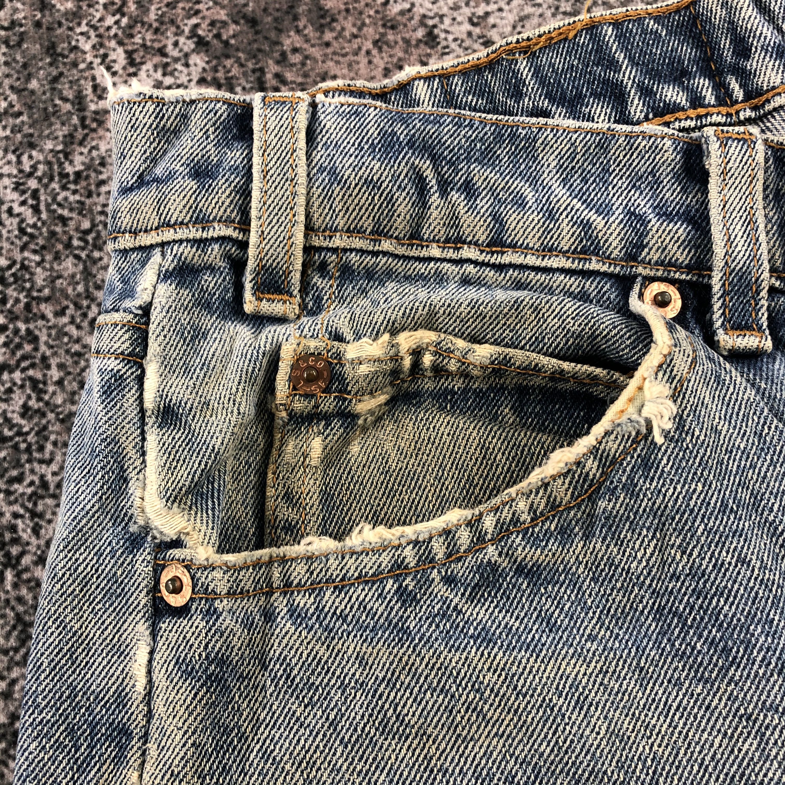 Levi's Vintage 90s Levis 550 Jeans Rusty Wash Denim KJ1089 Size US 32 / EU 48 - 11 Thumbnail