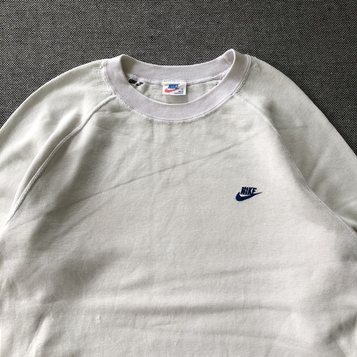 Nike NIKE 80's Suntory Cup Tennis Sportswear Crewneck Sweatshirt Size US L / EU 52-54 / 3 - 3 Thumbnail