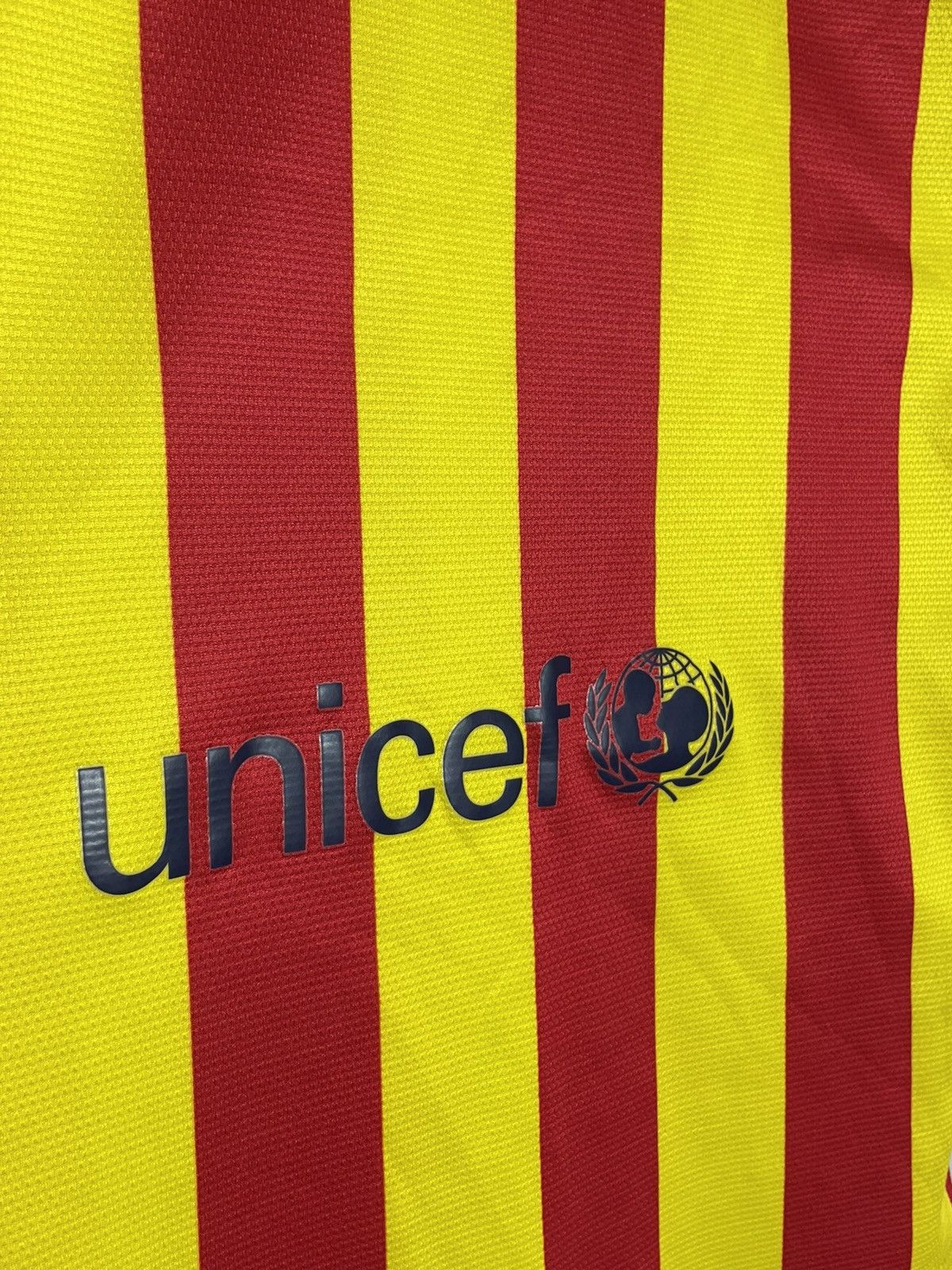 Nike F.C Barcelona Nike Y2k Blokecore 2014/15 Football Shirt Size US S / EU 44-46 / 1 - 11 Thumbnail