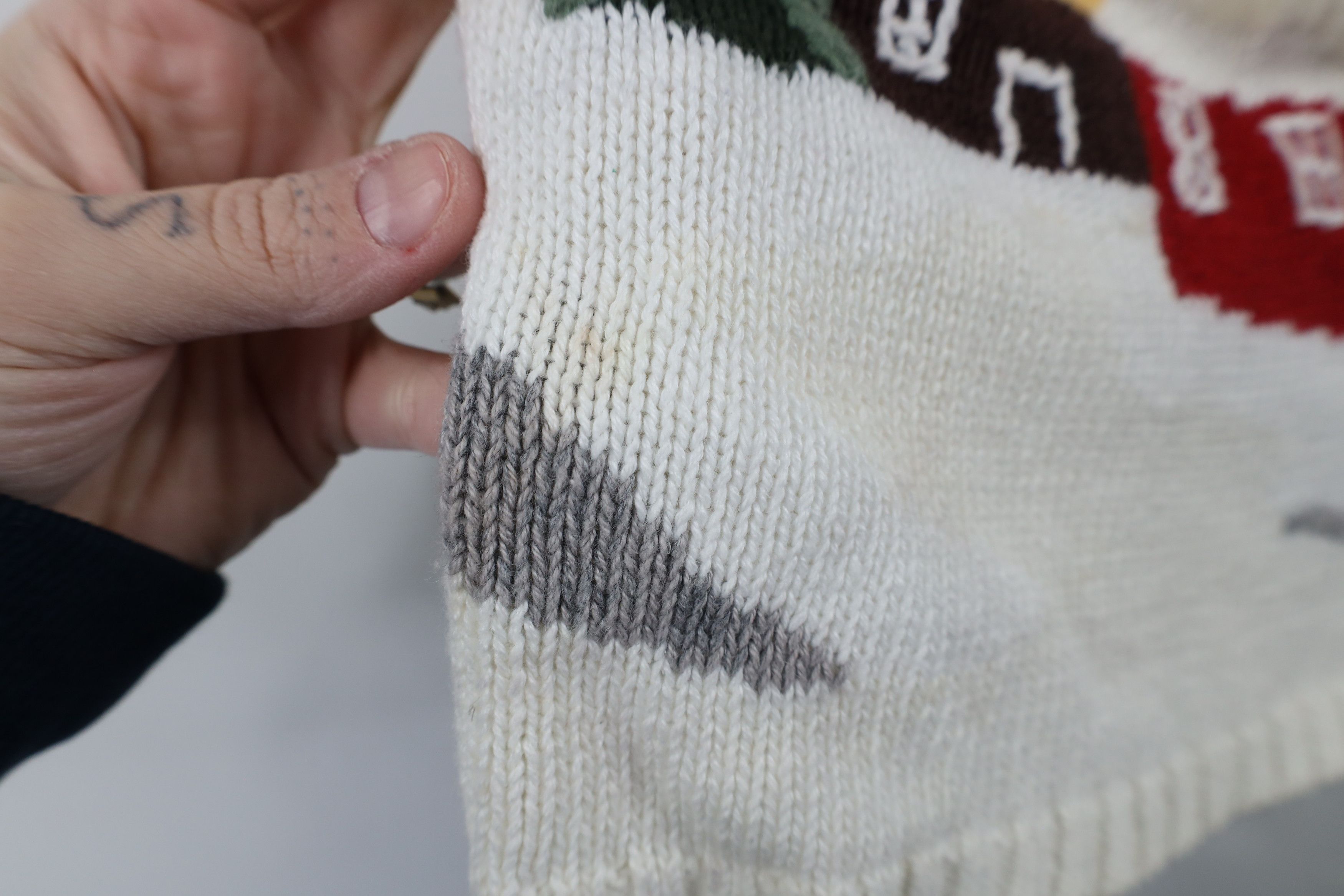 Vintage Vintage 90s Streetwear Snow Town All Over Print Sweater Size S / US 4 / IT 40 - 7 Thumbnail