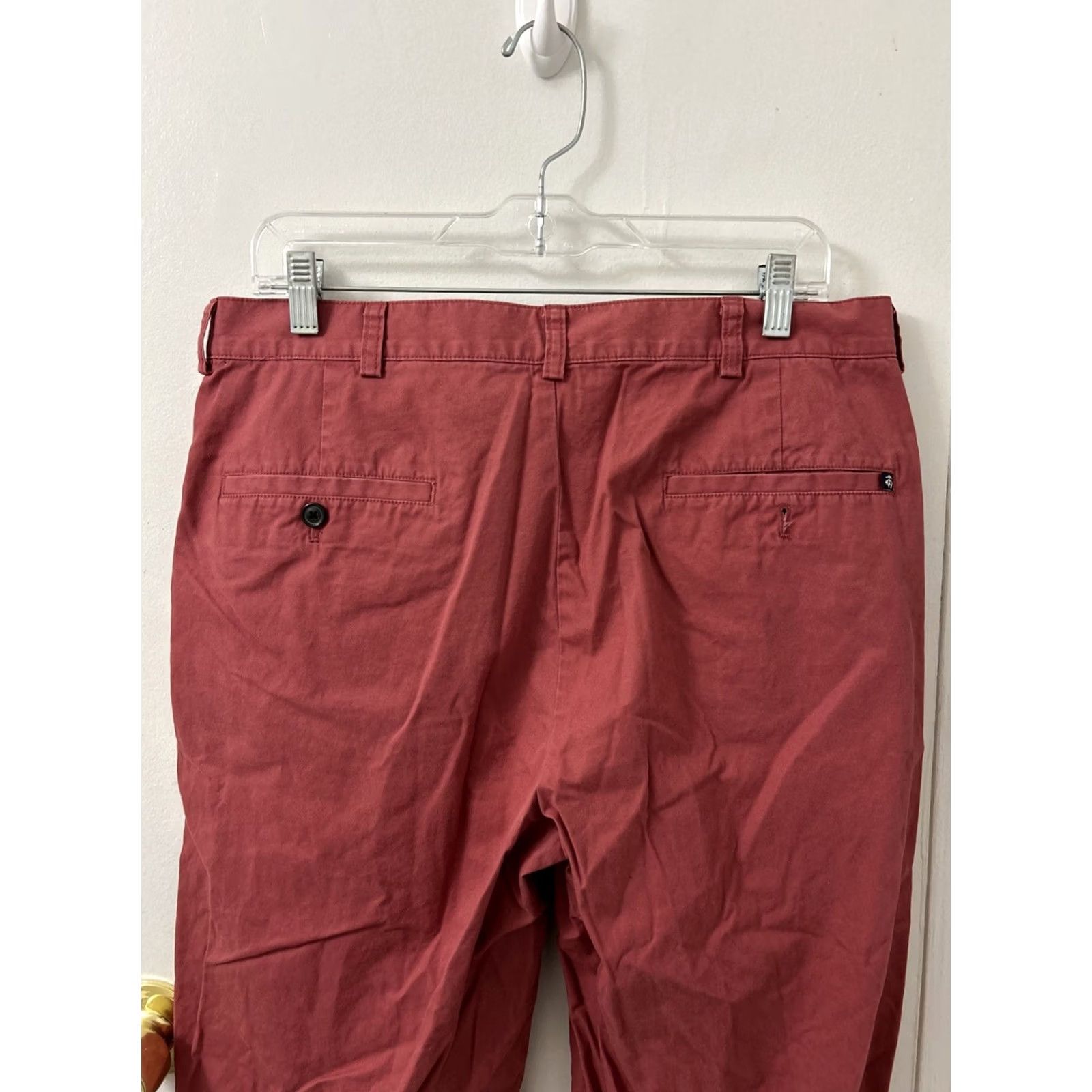 Brooks Brothers Brooks Brothers Pants 346 Mens 34x30 Red Pink Chino Straight Leg Trousers Casual Travel Easy Care Pockets Flat Front Regular Waist 34 Inseam 30 Size US 34 / EU 50 - 7 Thumbnail