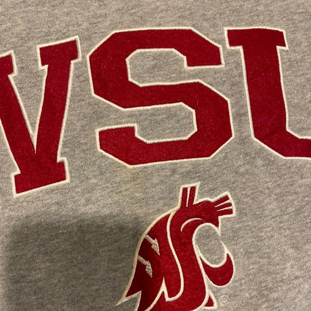 The Unbranded Brand WSU Rams grey crewneck sweatshirt(fits a men's size L/XL) Size US L / EU 52-54 / 3 - 4 Thumbnail