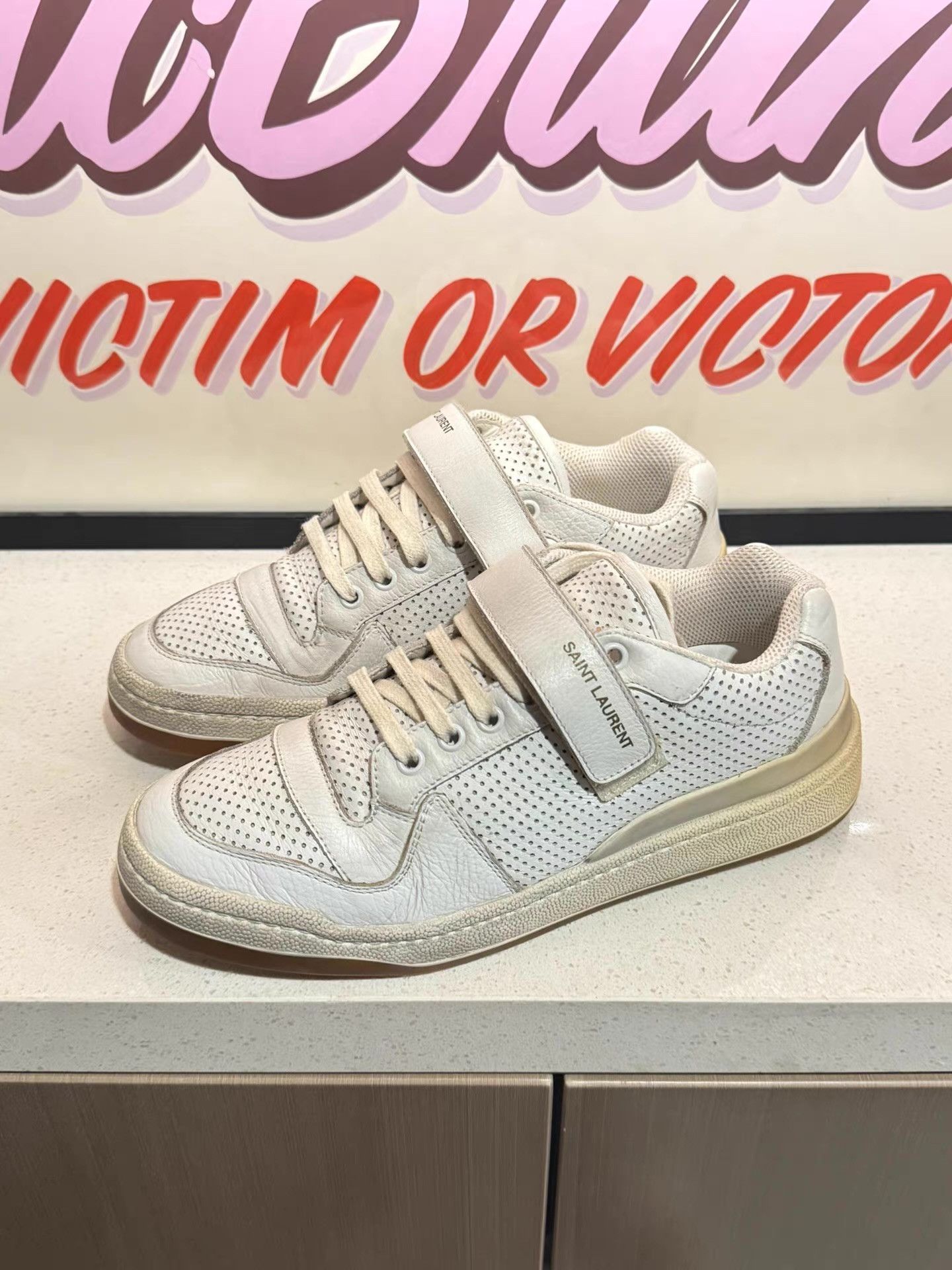 Saint Laurent Paris SAINT LAURENT SL24 men's low-top fashion sneakersＱ20 Size US 6.5 / EU 39-40 - 1 Thumbnail