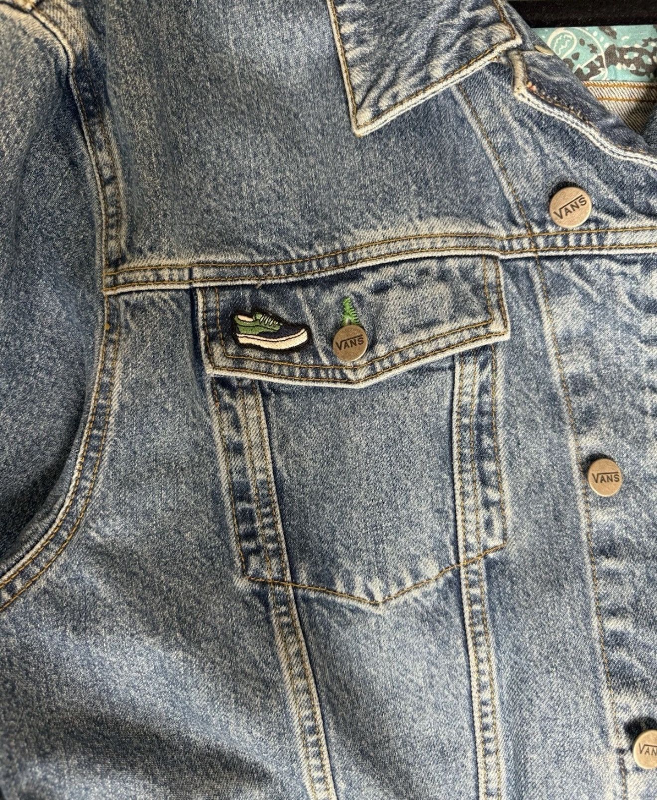 Vans VANS Vintage Classic Denim Jacket – Size XL Size US XL / EU 56 / 4 - 4 Thumbnail