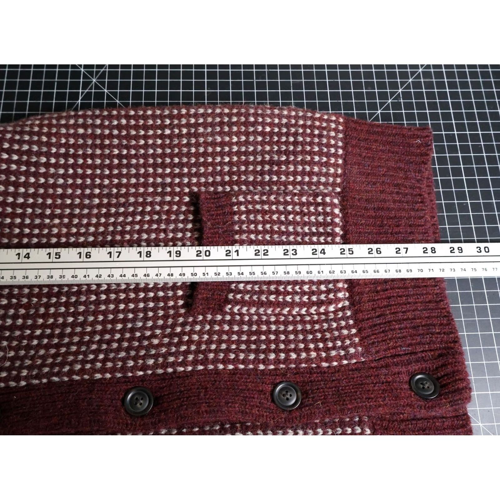 Vintage VINTAGE L.L. Bean Wool Cardigan Sweater Mens Large Red Birdseye 90s Retro Hipster Preppy Dad Geometric Knit Light Heavyweight Cardigan Size US L / EU 52-54 / 3 - 6 Thumbnail