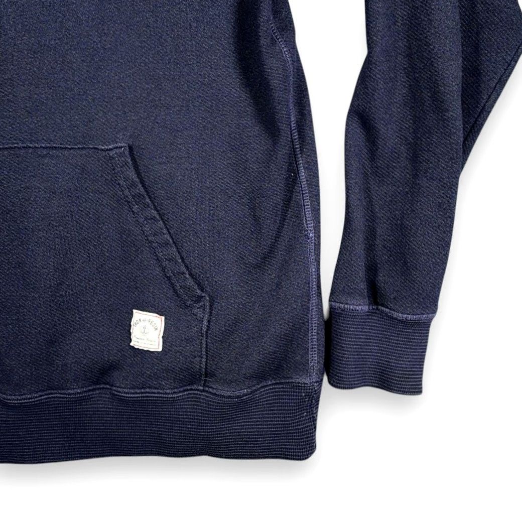 Vintage Iron and Resin Sweater Shirt Adult MEDIUM Blue Pullover Hooded Sweatshirt USA Size US M / EU 48-50 / 2 - 4 Thumbnail