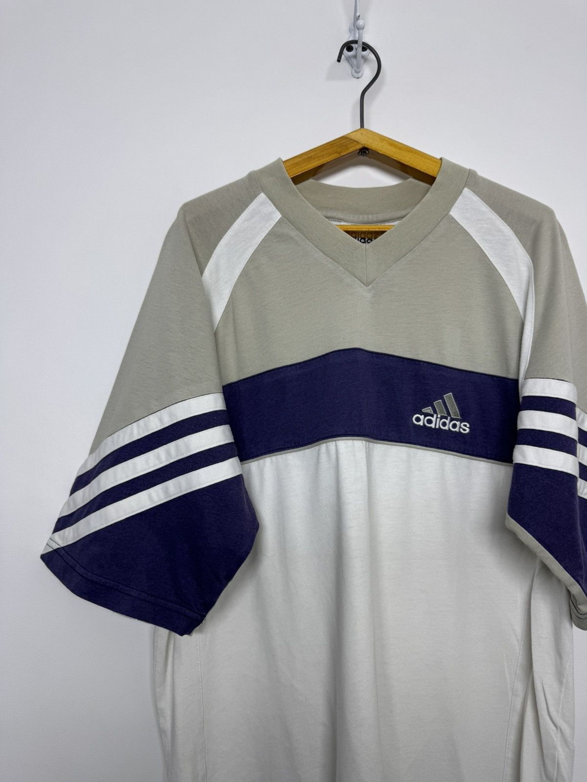 Adidas Vintage Y2k Adidas T-Shirt 90’s Size US M / EU 48-50 / 2 - 1 Thumbnail