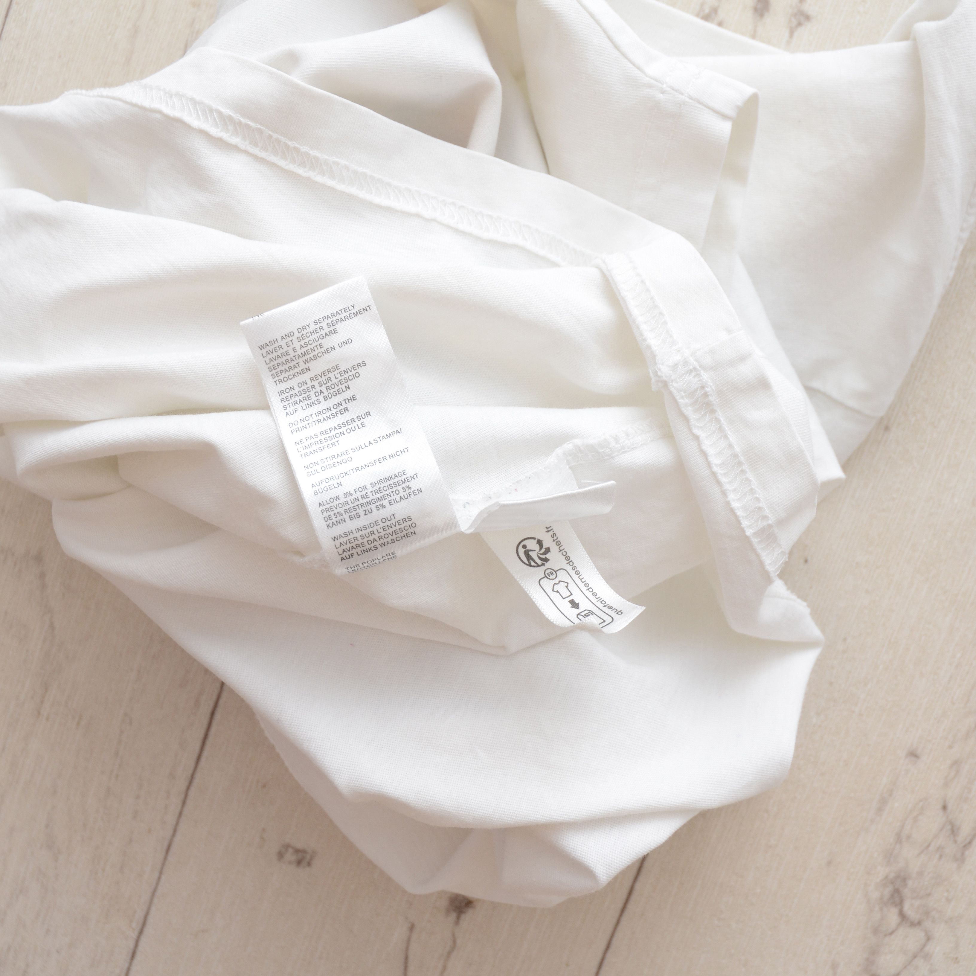 Paul Smith PS Paul Smith International Chipmunk White Circle Graphic Size US M / EU 48-50 / 2 - 16 Thumbnail