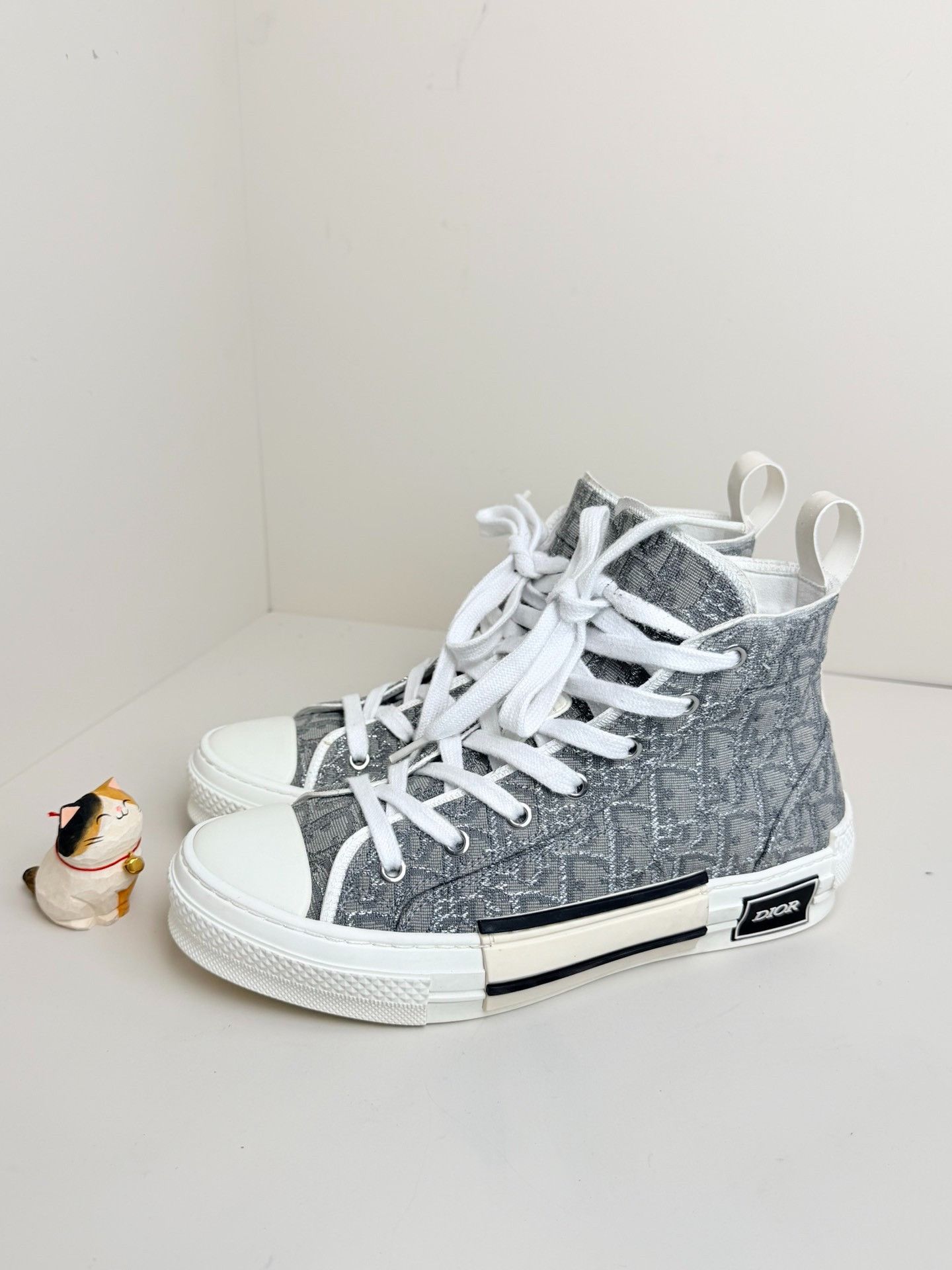 Dior Dior Gray Hitop Sneakers us_9 Women Size US 9 / IT 39 - 1 Thumbnail