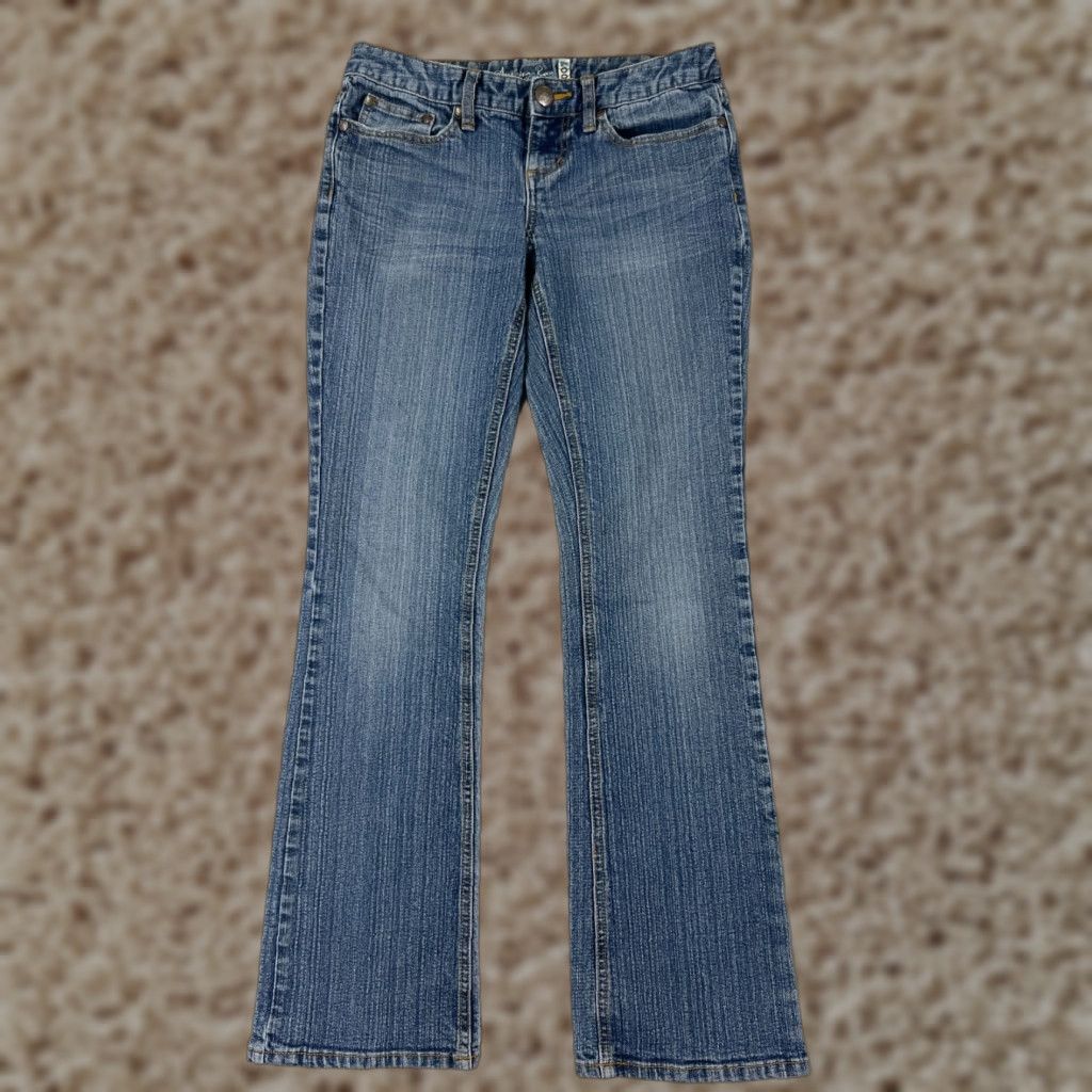 Vintage American Rag Cie Jeans Womens 5 Blue Denim Bootcut Low Rise 27x28 Cotton Blend 5-Pocket Design Size 27" / US 4 / IT 40 - 1 Thumbnail