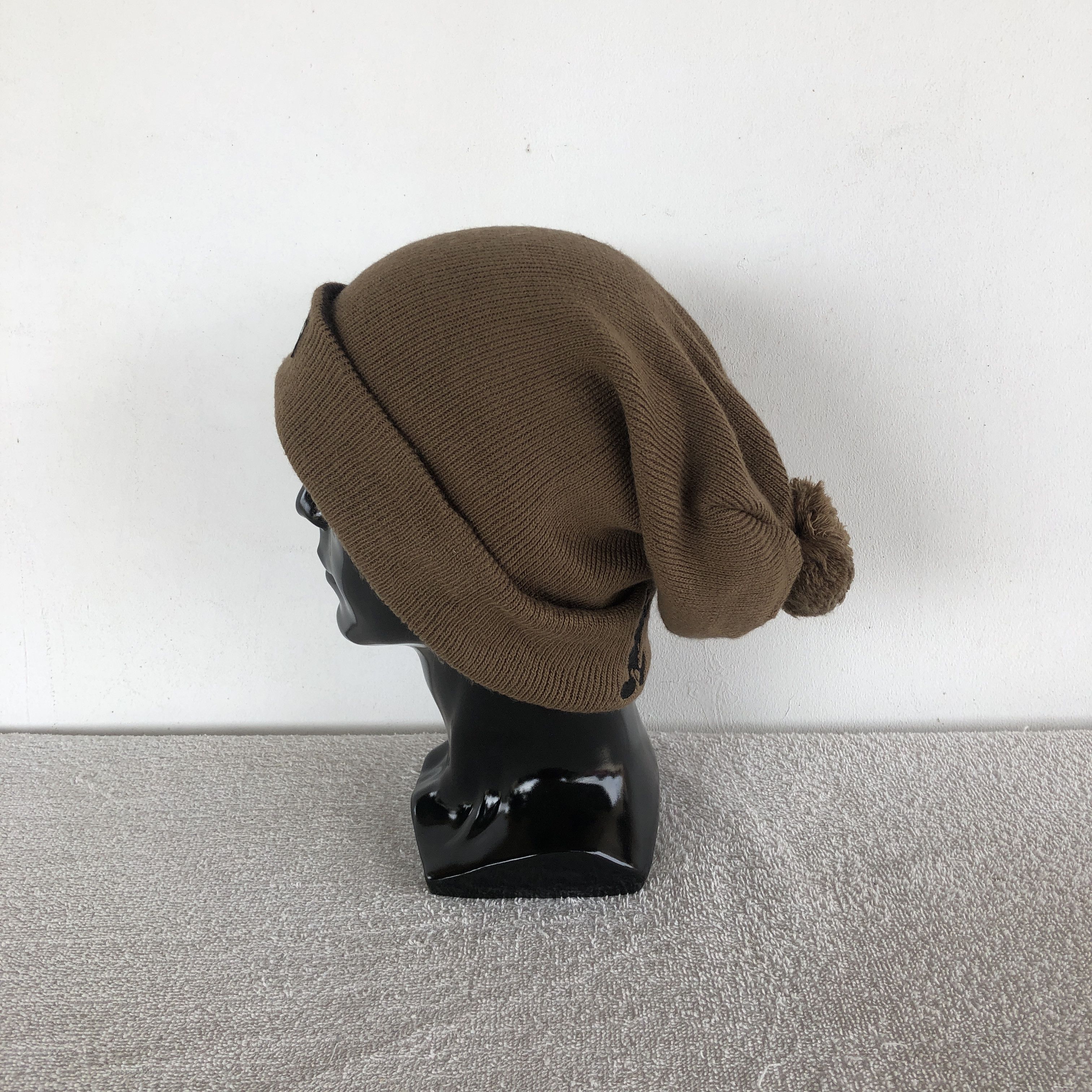 Disney Vintage 90s Mickey Mouse Beanie Disney Cartoon Snow Caps Hat Size ONE SIZE - 4 Thumbnail
