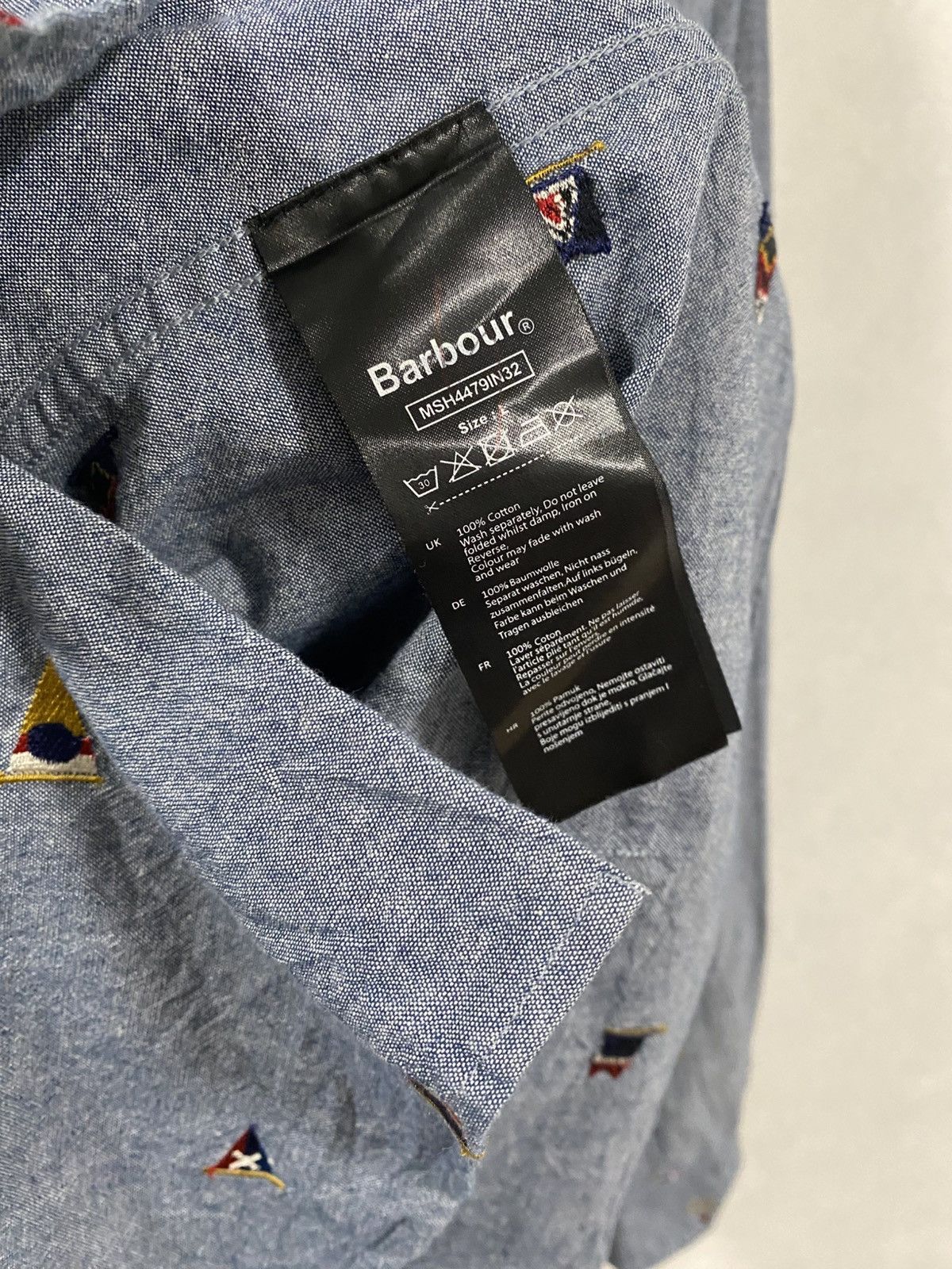 Barbour Barbour Chambray Oxford Embroidered Flag Button Shirt Size US L / EU 52-54 / 3 - 4 Thumbnail