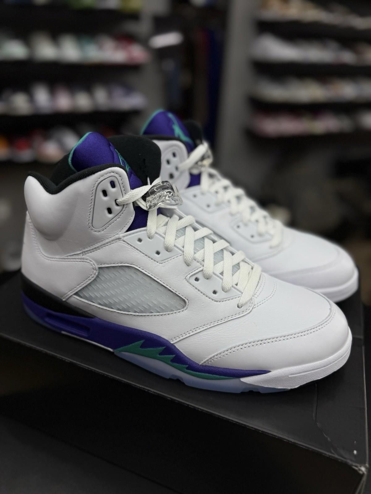 Jordan Brand Nike Air Jordan 5 Retro "Grape" (2025) Mens Size 13 NEW - Size US 13 / EU 46 - 2 Thumbnail
