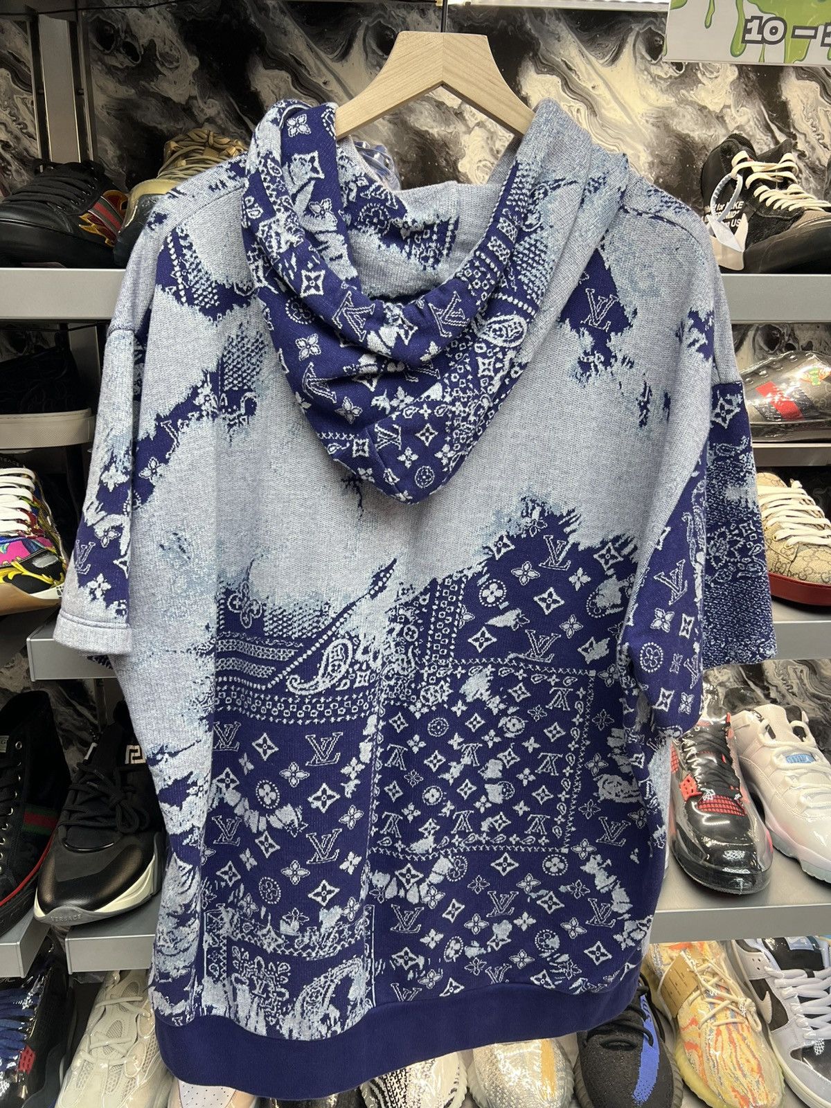 Amiri Amiri Blue Bandana Short Sleeve Hoodie Size US XXL / EU 58 / 5 - 2 Thumbnail