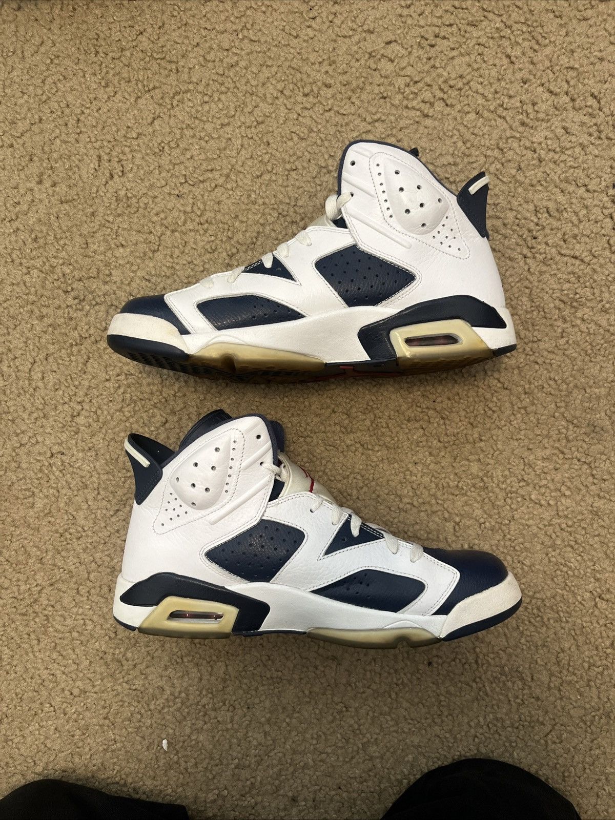 Jordan Brand × Nike Jordan 6 Olympic 2012 Size US 10 / EU 43 - 2 Thumbnail