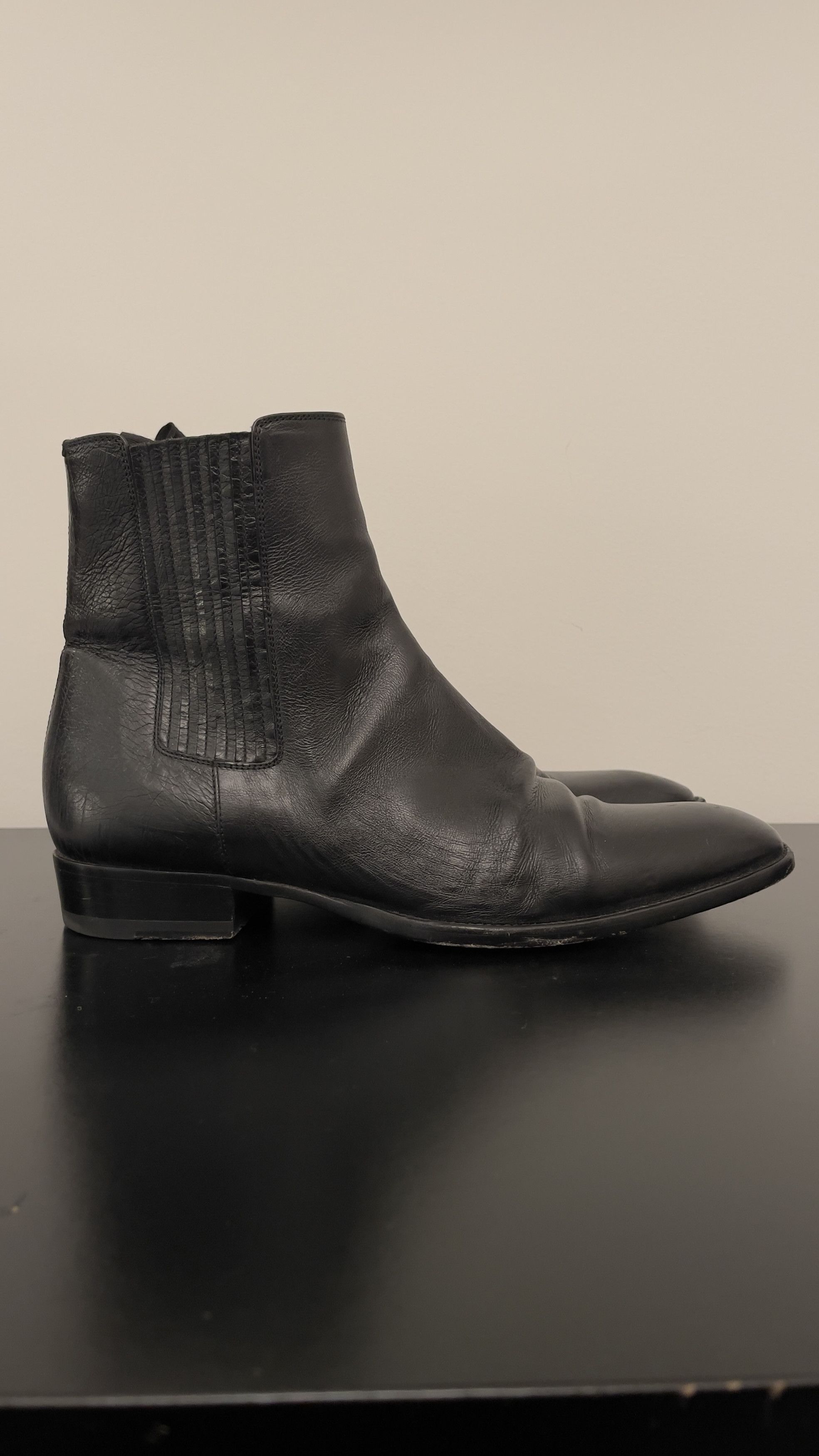 Yves Saint Laurent YSL men’s Beatles Size US 8 / EU 41 - 6 Thumbnail