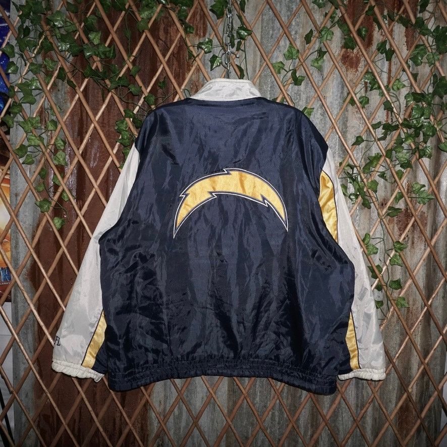 NFL XXL -Vintage Y2K reversible San Diego Chargers puffer jacket Size US XXL / EU 58 / 5 - 2 Thumbnail