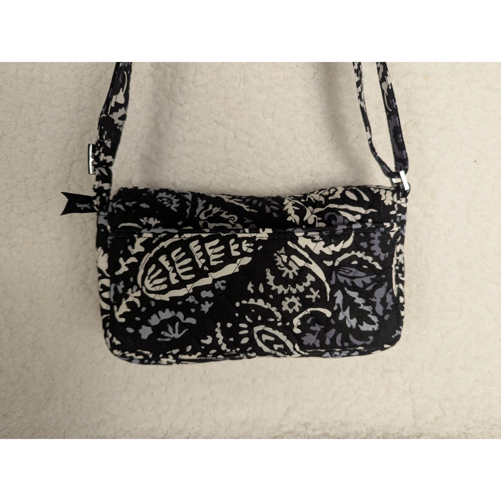 Vera Bradley Vera Bradley Black Quilted Crossbody Purse Bag Black Paisley Size ONE SIZE - 3 Thumbnail