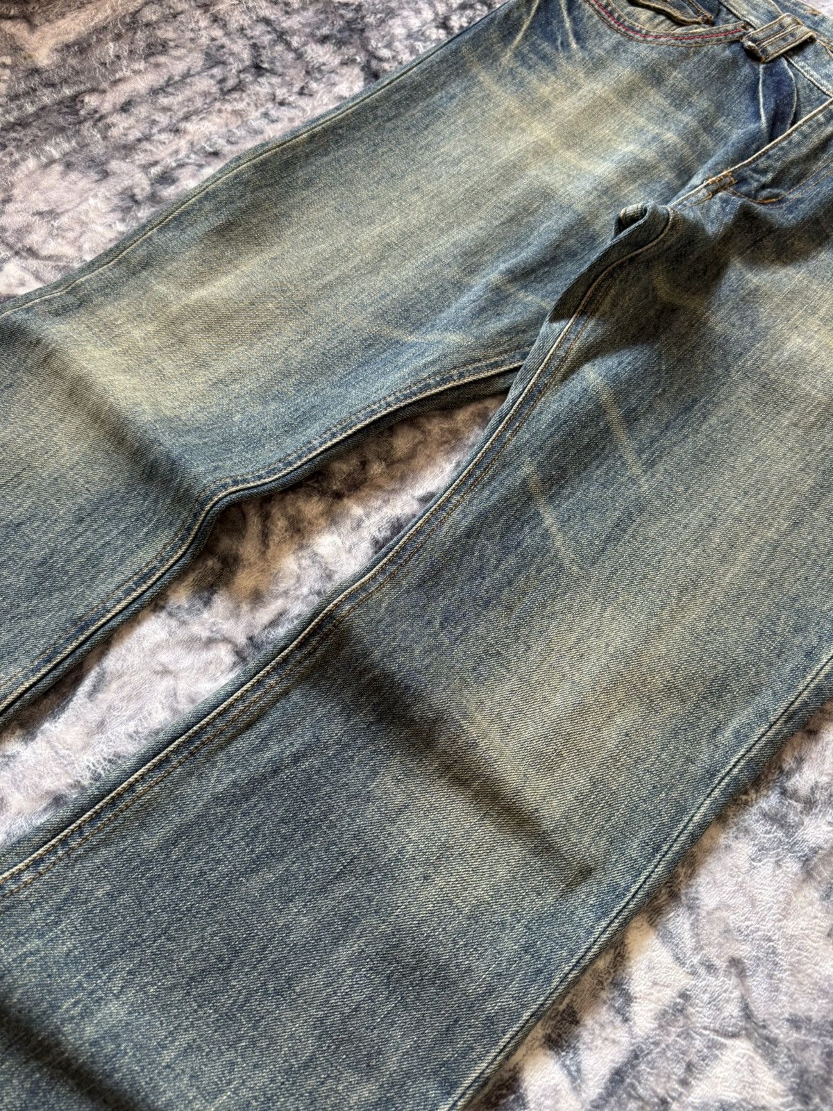 Fad Three × GOSTAR DE FUGA × Japanese Brand Rupert Japan Muddy Wash Rivet Edgy Flared Denim Pants Size US 31 - 8 Thumbnail