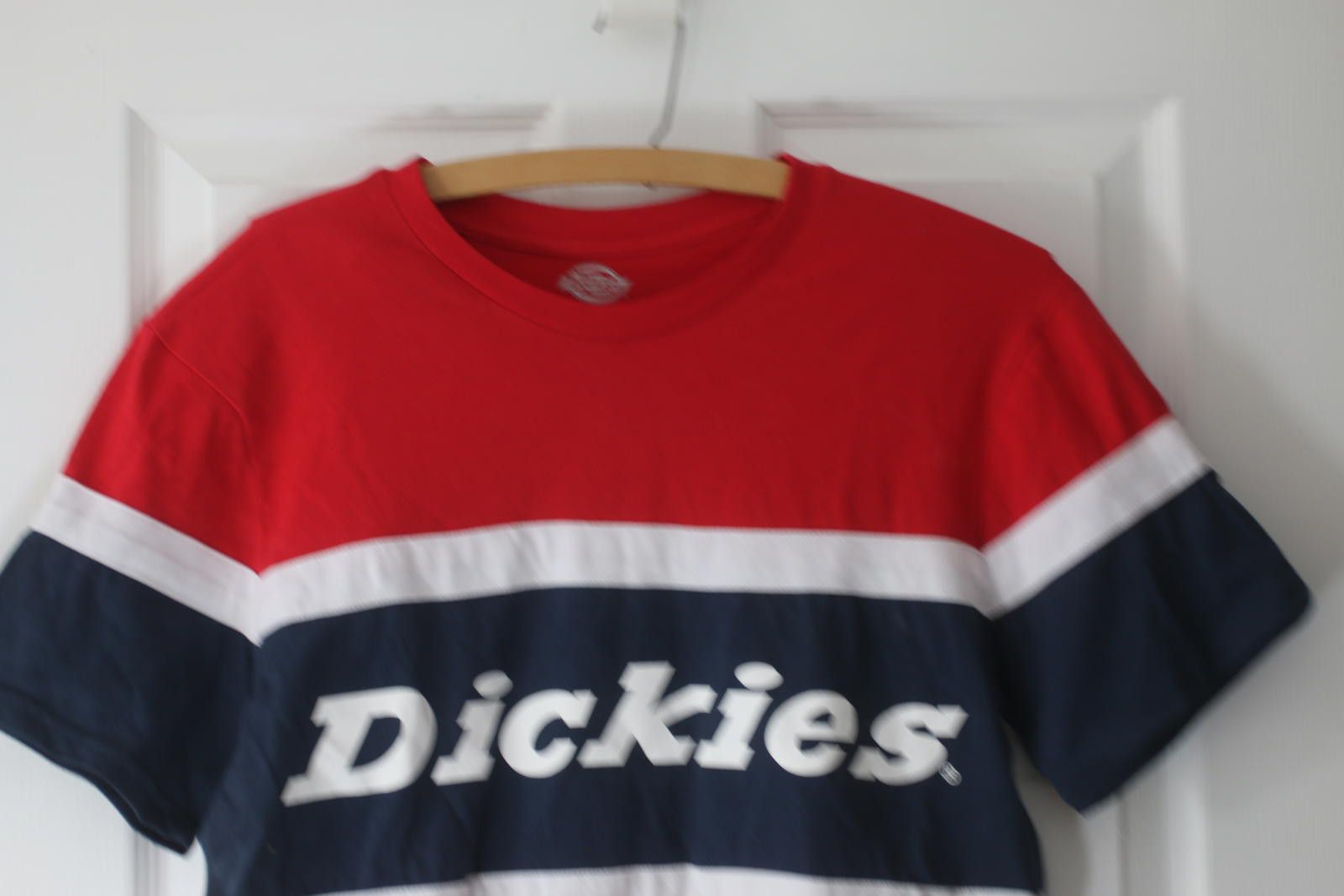 Dickies Dickies Red and Navy Logo T-Shirt SIZE: Medium Size US M / EU 48-50 / 2 - 3 Thumbnail