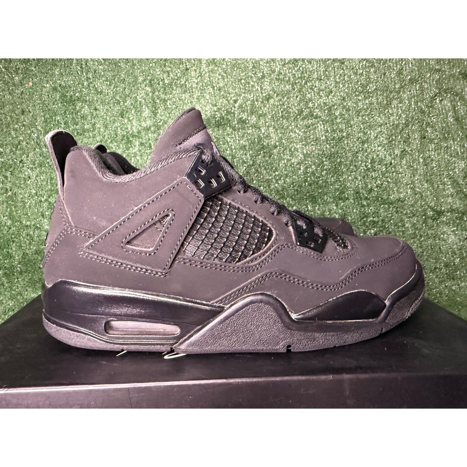 Jordan Brand Black Cat 4’s sz 5.5 Size US 5.5 / EU 38 - 4 Thumbnail