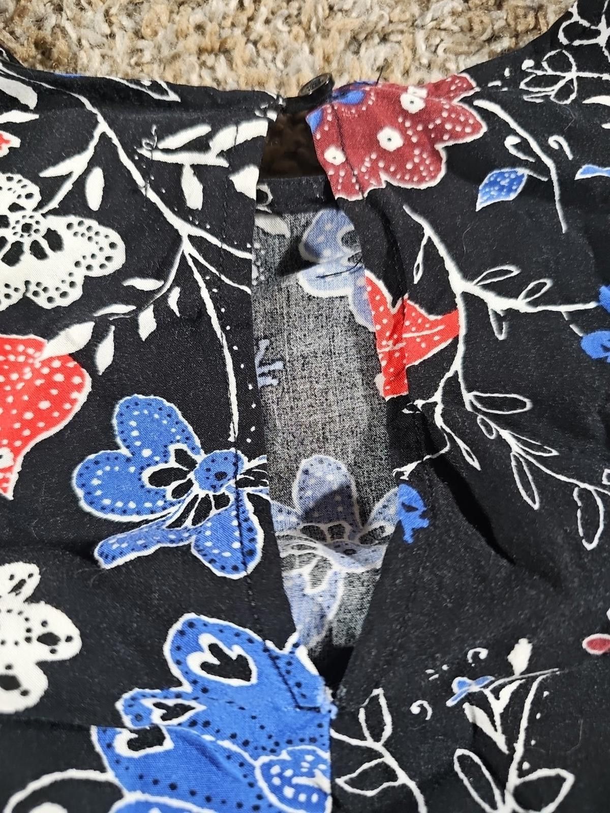 Old Navy Old Navy Tunic Shirt Dress Black Floral Lightweight Flowy M Size M / US 6-8 / IT 42-44 - 7 Thumbnail
