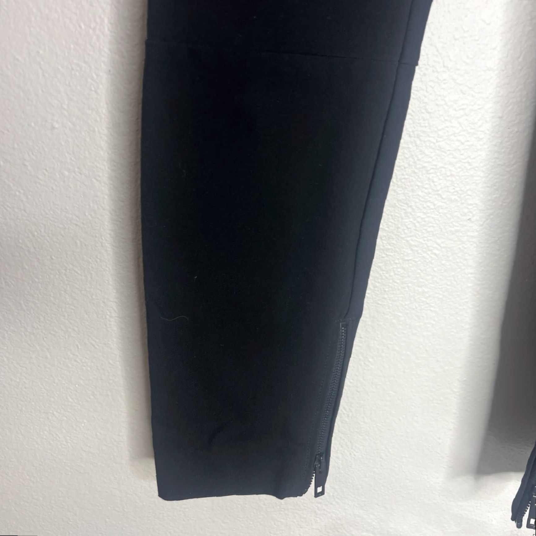 Rag & Bone Rag & Bone Women’s Pants Dress Pants Size 12 Black Straight Leg Skinny Zip Ankle Pockets EUC Size 34" / US 12 / IT 48 - 2 Thumbnail