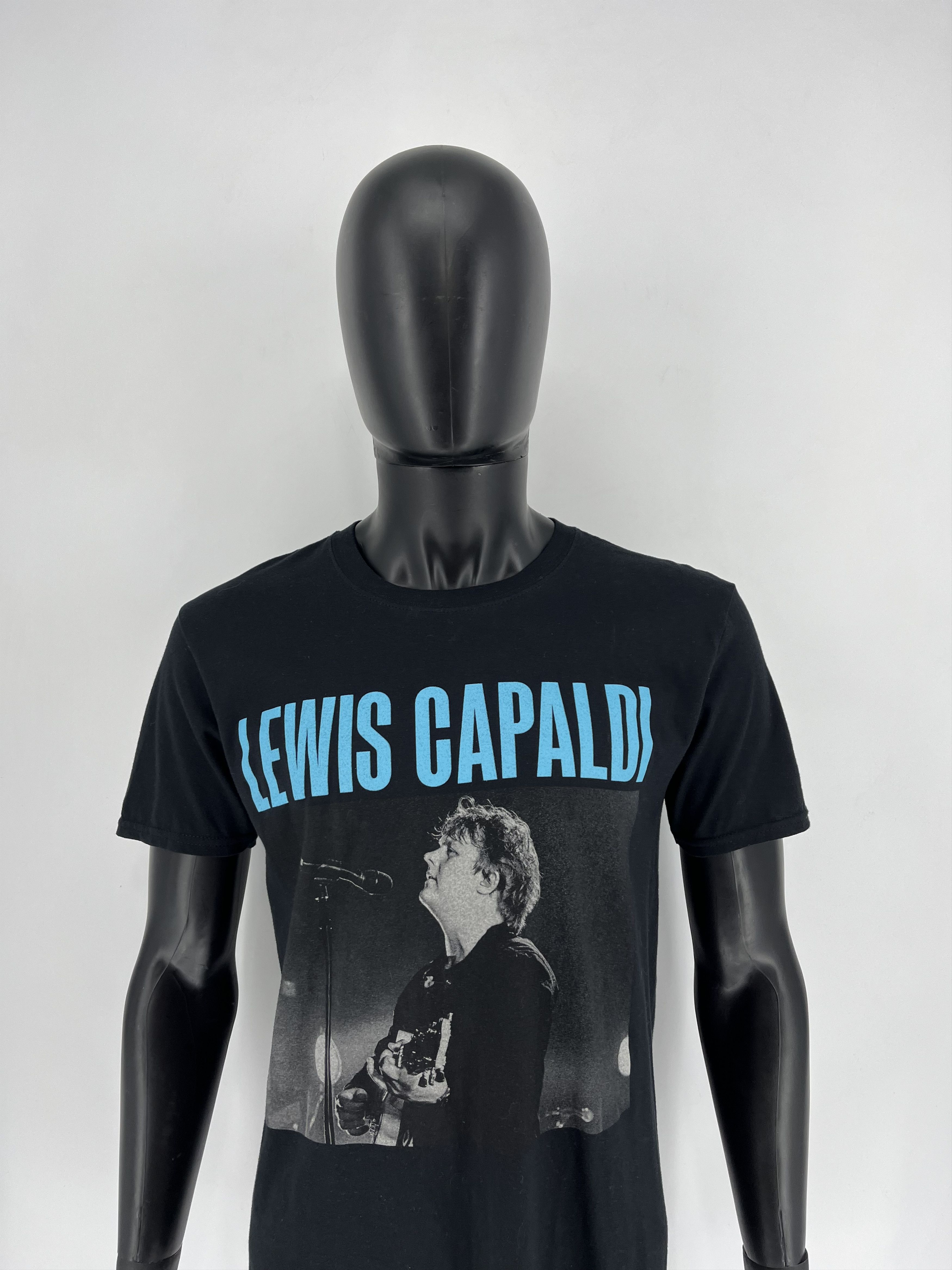 Band Tees Mens Lewis Capaldi Vintage T-Shirt Band Tee Size M Size US M / EU 48-50 / 2 - 1 Thumbnail
