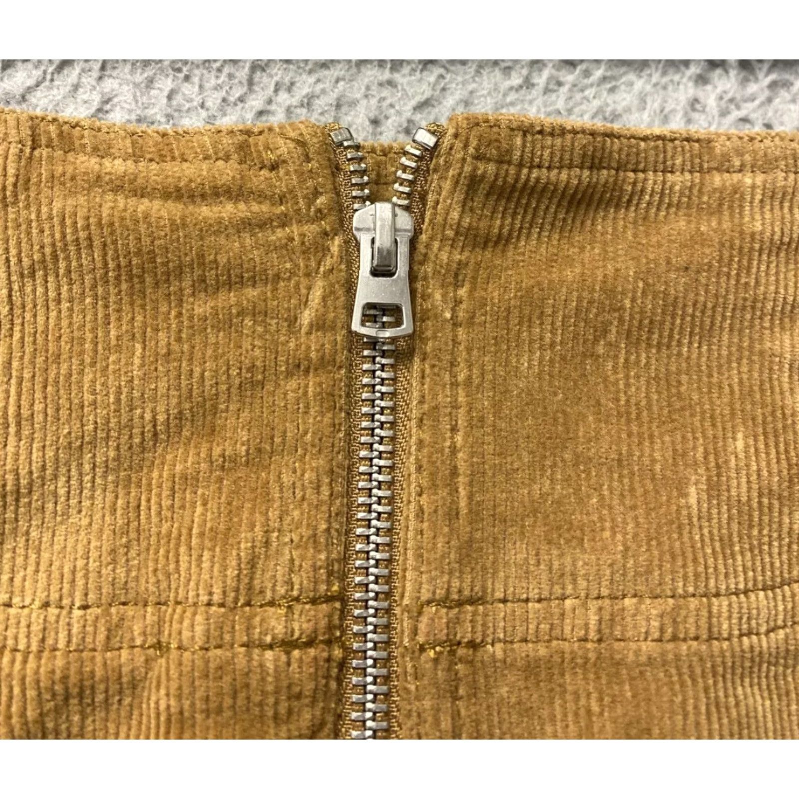 Vintage Wild Fable Mini Skirt Womens 8 Brown Corduroy Stretch Casual Size 30" / US 8 / IT 44 - 2 Thumbnail