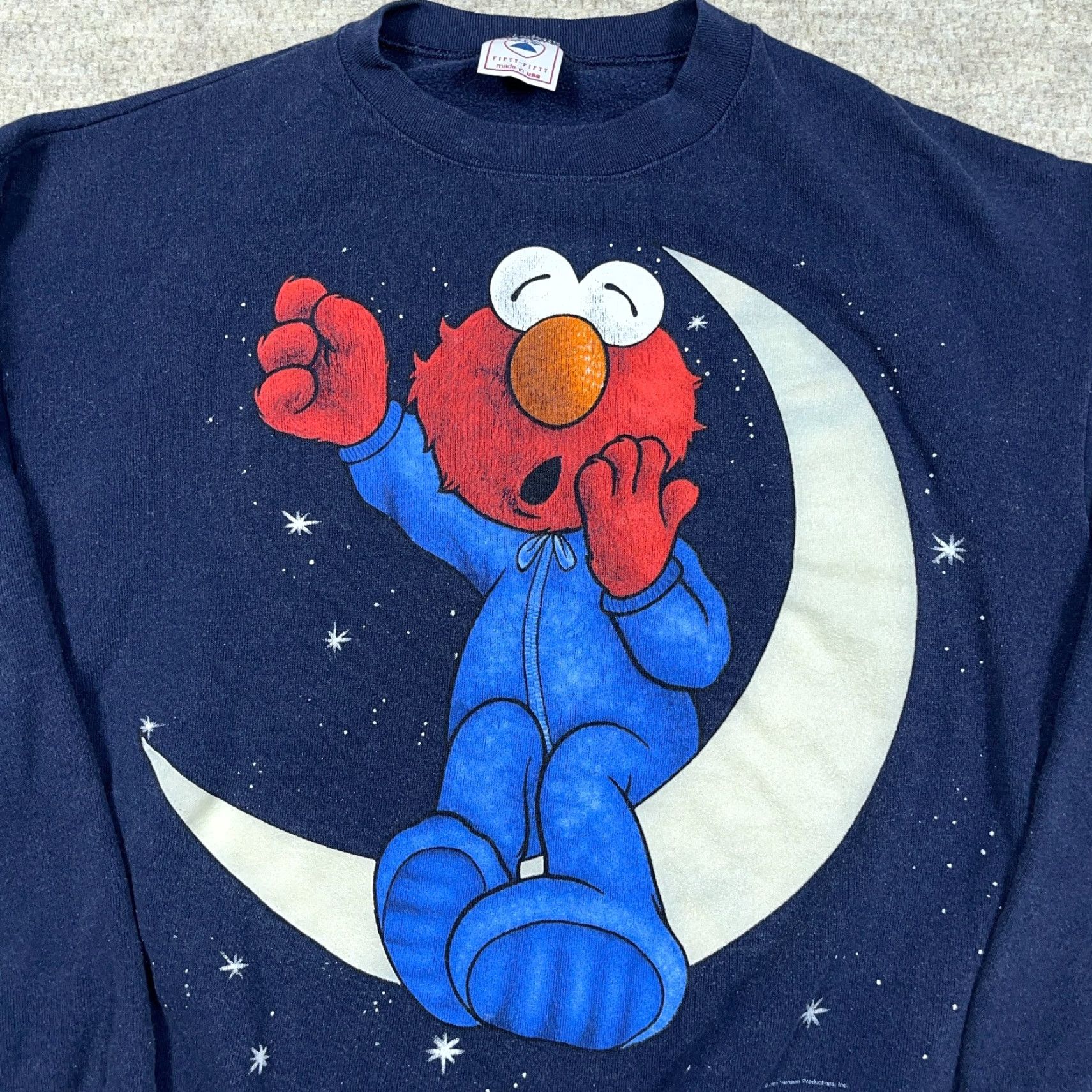 Vintage Vintage Sesame Street Elmo Sweatshirt Adult XL Crewneck 90s Sleeping Moon RARE Size US XL / EU 56 / 4 - 3 Thumbnail