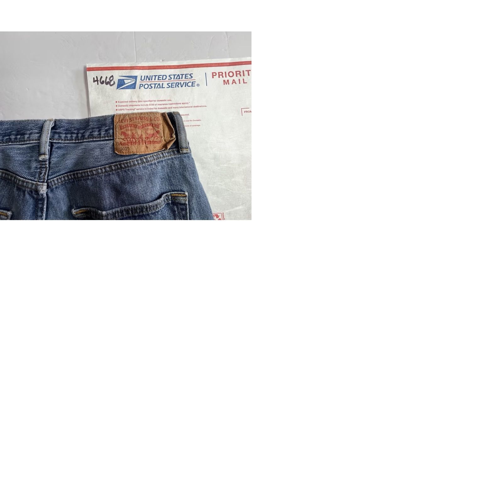 Levi's VINTAGE Levi's 501 Jeans Denim 32x32 Straight Button Fly Distressed 5-Pocket Mens Regular Blue Size US 32 / EU 48 - 9 Thumbnail