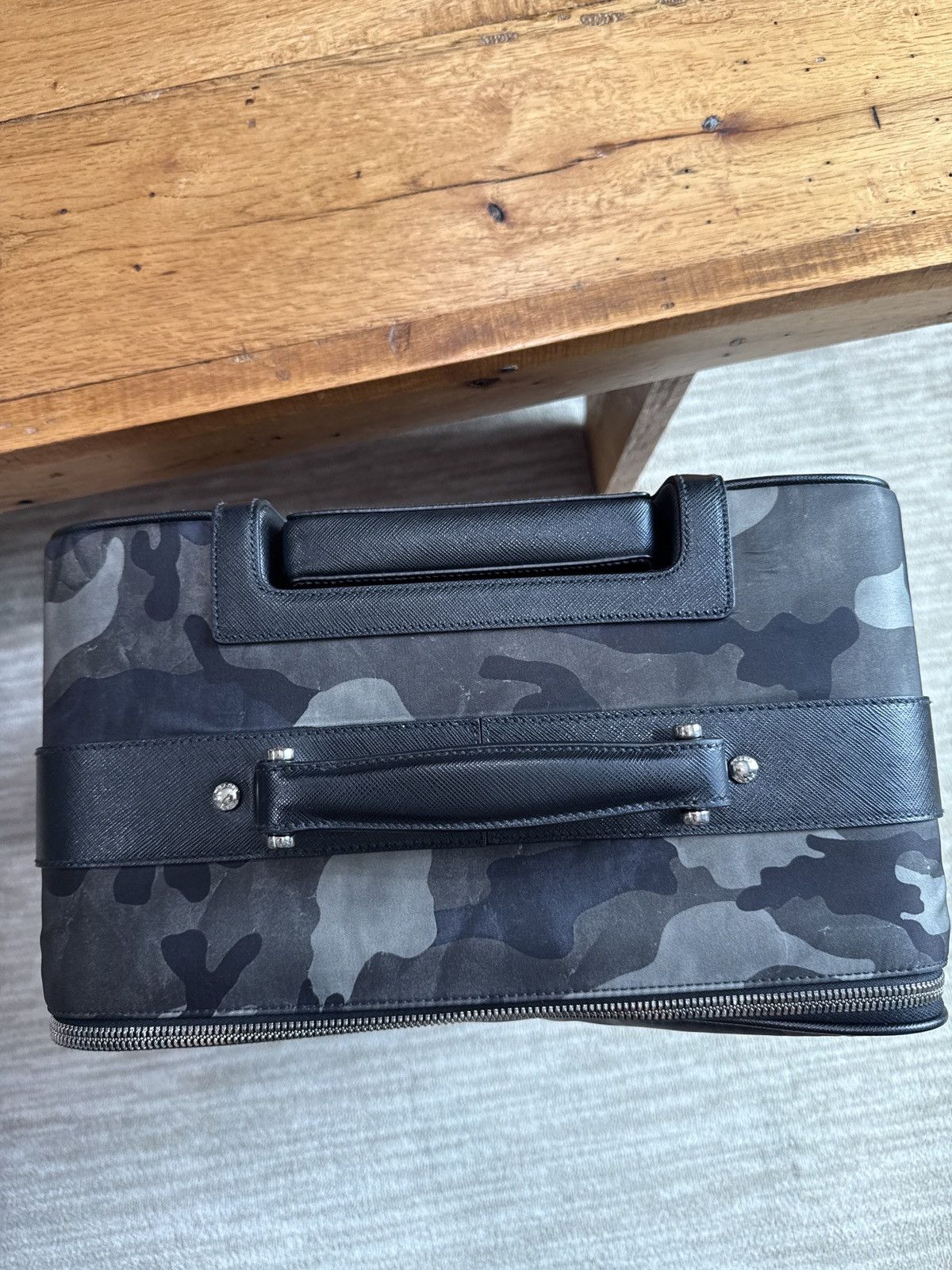 Prada Beautiful authentic travel luggage prada Size ONE SIZE - 8 Thumbnail