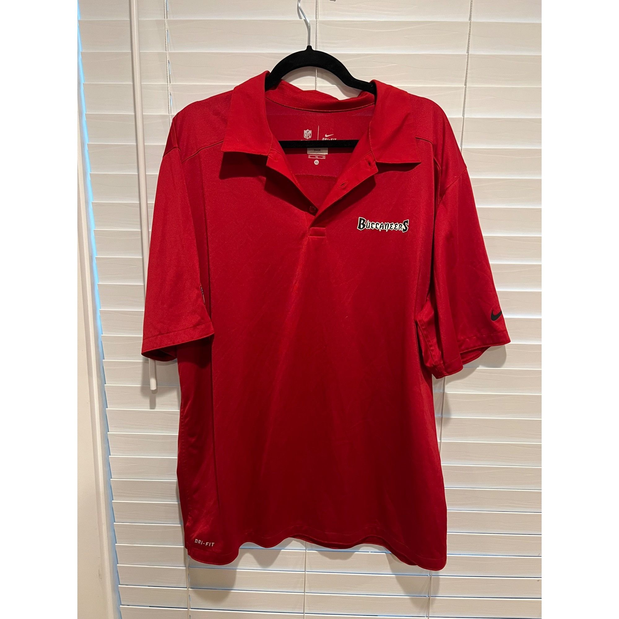 Nike Nike Tampa Bay Buccaneers Polo Shirt - Size XL Size US XL / EU 56 / 4 - 1 Thumbnail