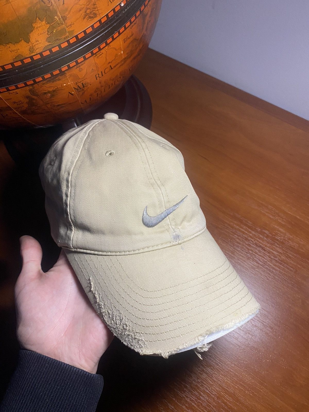 Nike × Vintage ARCHIVE nike vintage Y2K cap distressed beige thrashed 80ss Size ONE SIZE - 3 Thumbnail