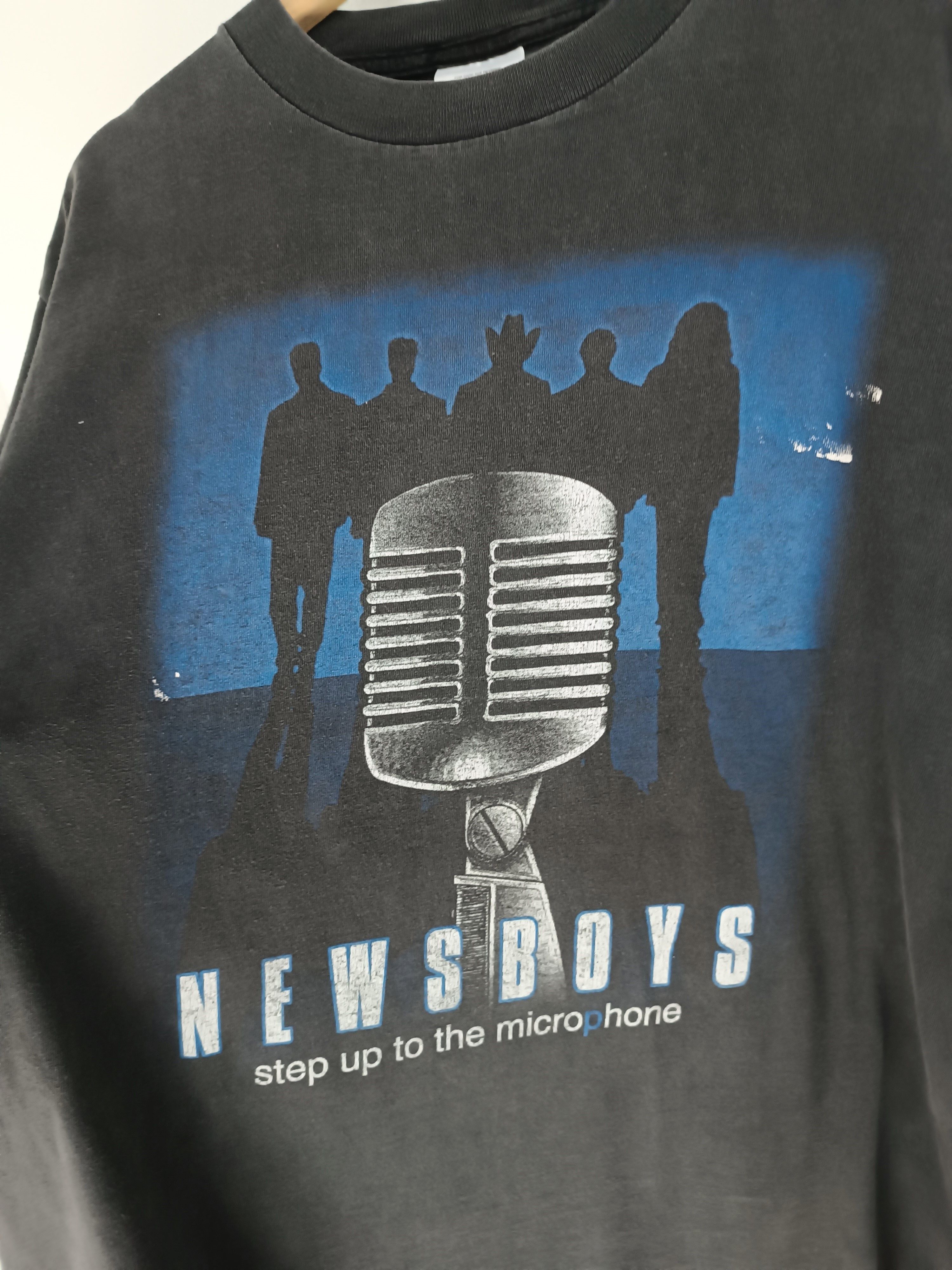 Band Tees VINTAGE 90'S FADED NEWSBOYS CHRISTIAN ROCK BAND Size US L / EU 52-54 / 3 - 10 Thumbnail