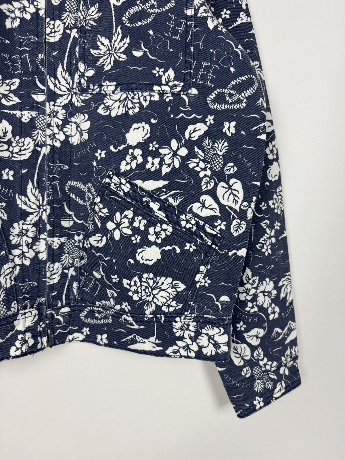 Lee NWT Lee 91B Floral Graphic Regular Jacket Size US M / EU 48-50 / 2 - 10 Thumbnail