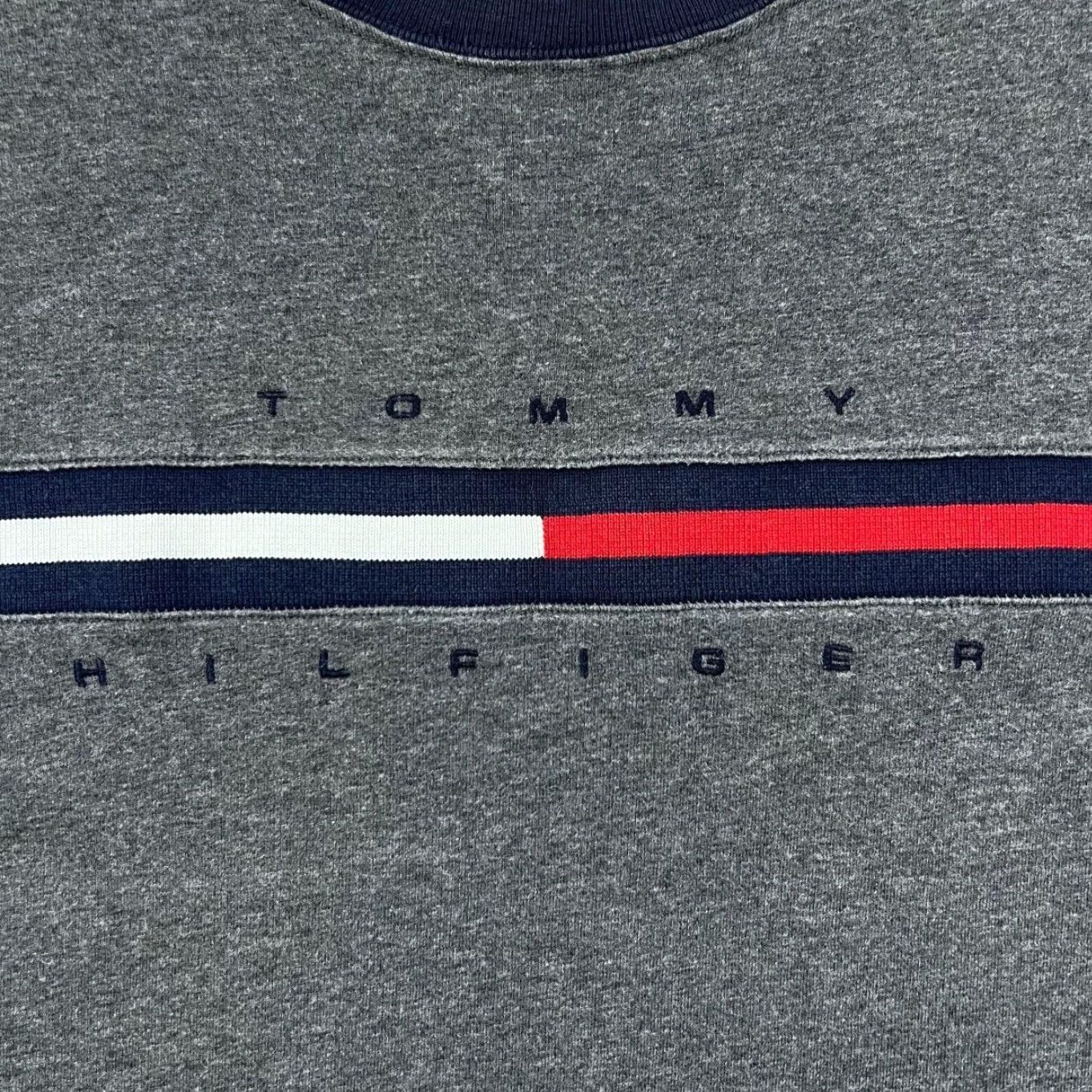 Tommy Hilfiger Tommy Hilfiger T-Shirt Embroidered Big Logo Spellout Short Sleeve Cotton Grey Small Mens Shirt Size US S / EU 44-46 / 1 - 4 Thumbnail