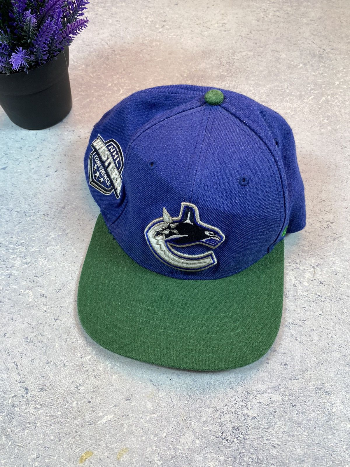 NHL × Vintage NHL Western Conference Blue SnapBack Size ONE SIZE - 2 Thumbnail