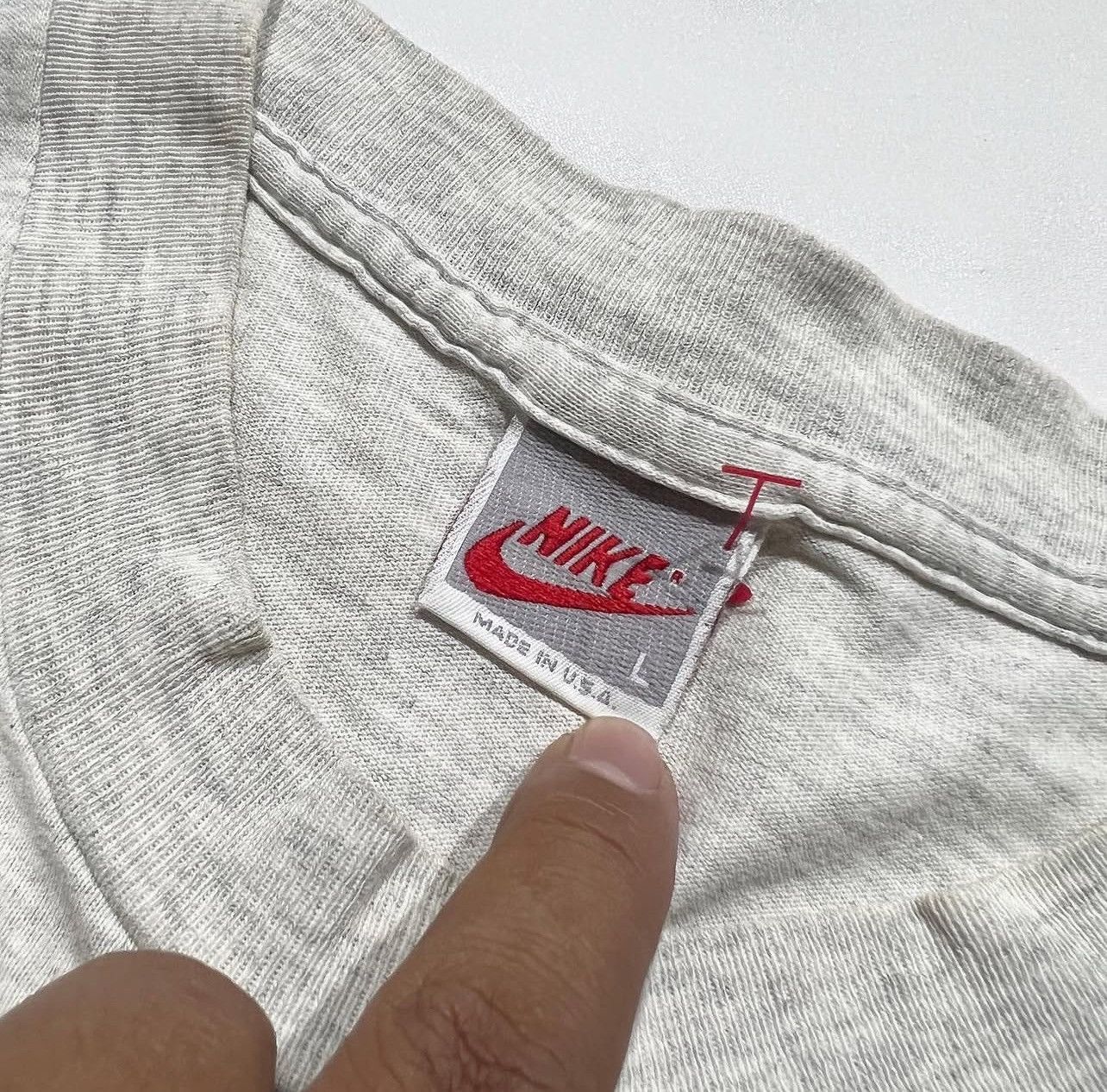 Nike Vintage nike barcelona basket ball tee Size US L / EU 52-54 / 3 - 5 Thumbnail