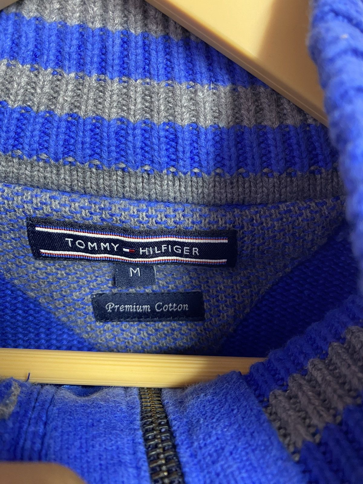 Tommy Hilfiger blue Tommy Hilfiger knit sweatshirt. Size US L / EU 52-54 / 3 - 4 Thumbnail