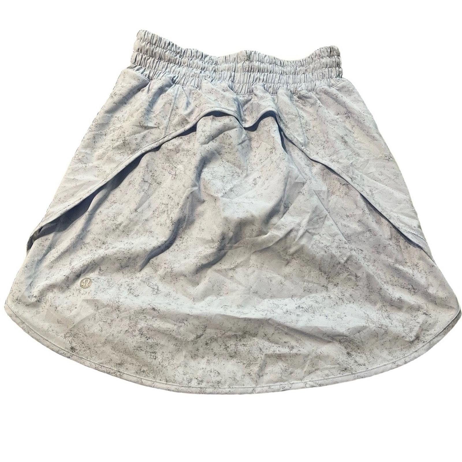 Lululemon Lululemon Hotty Hot High-Rise Skort 2 Speckled Athletic Size 26" / US 2 / IT 38 - 3 Thumbnail