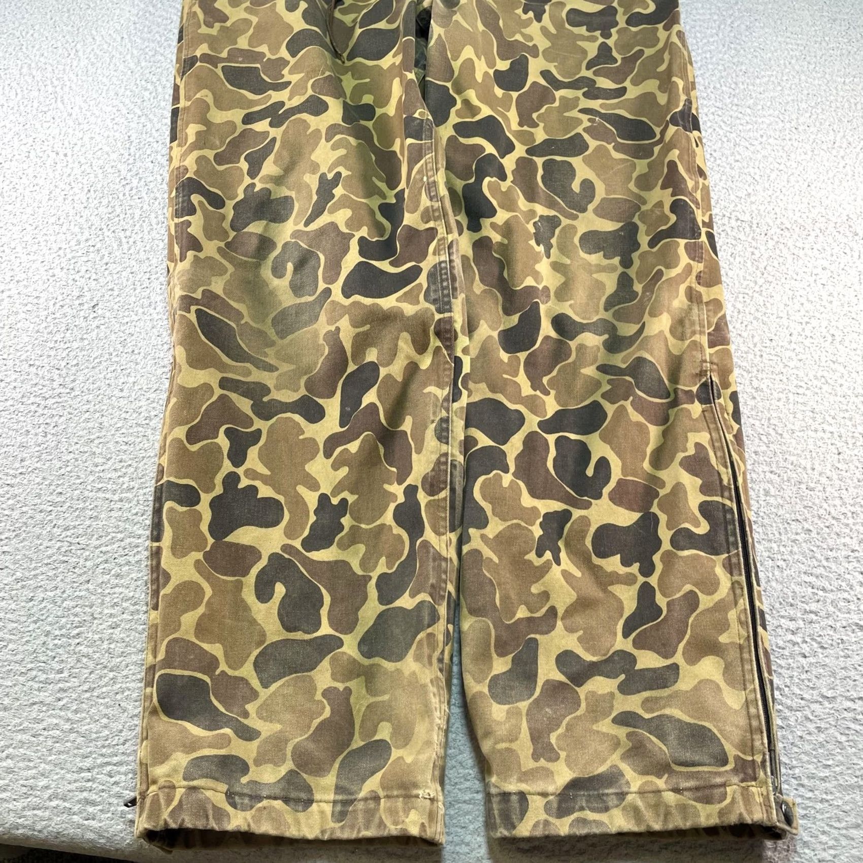 Vintage VINTAGE Woolrich Gore Tex Pants Mens Large Brown Frogskin Camo Waterproof USA Pants Mens L Brown Camo 80s 90s USA Woolrich Gore-Tex Rain Workwear Mens Size US 33 - 3 Thumbnail