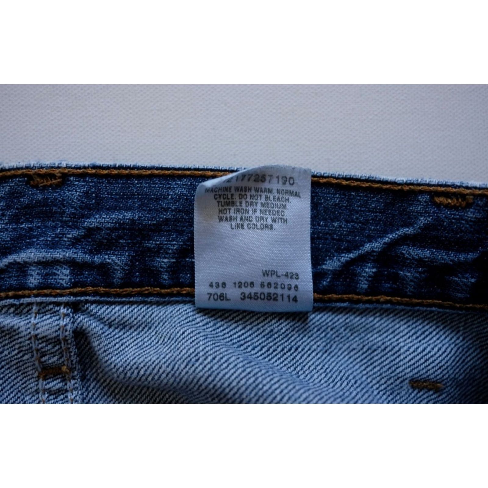 Levi's VINTAGE Levi's 505 Short Baggy 90s Blue Jeans Cotton 10" Shorts 38 Mens Regular Denim Pockets 5-Pocket 2006 VTG Size US 38 / EU 54 - 5 Thumbnail